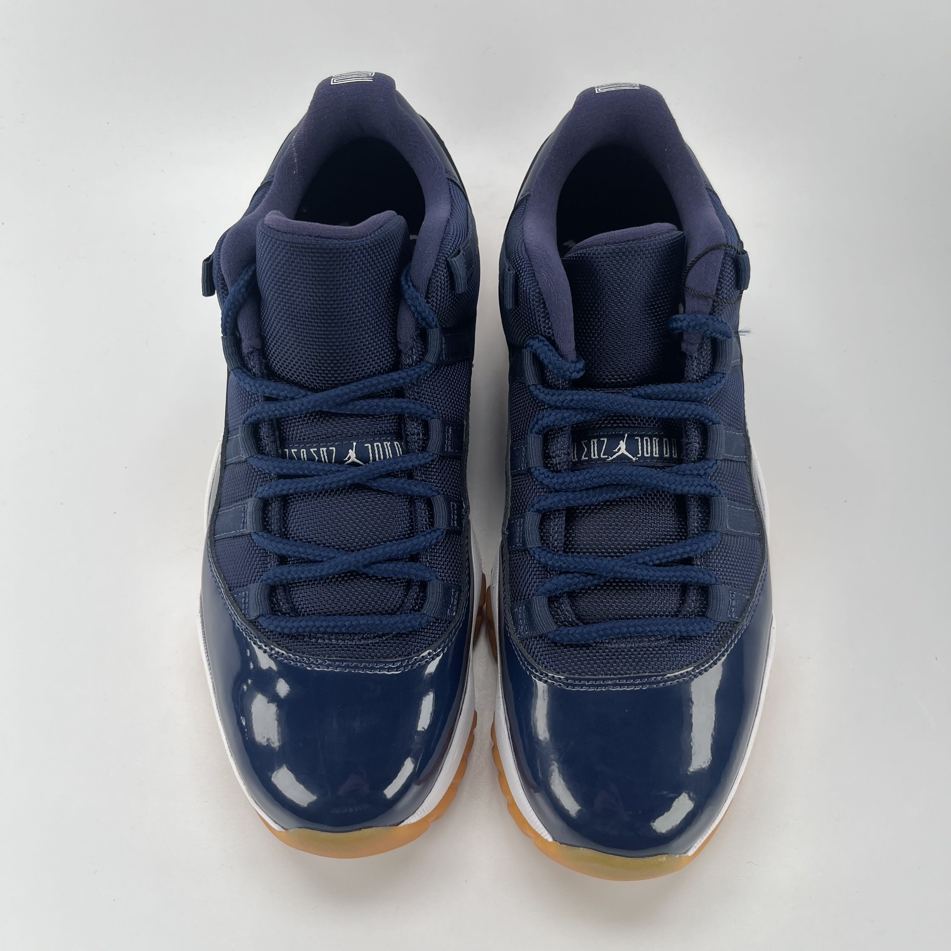281235 Air Jordan 11 Retro Low 'Navy Gum'