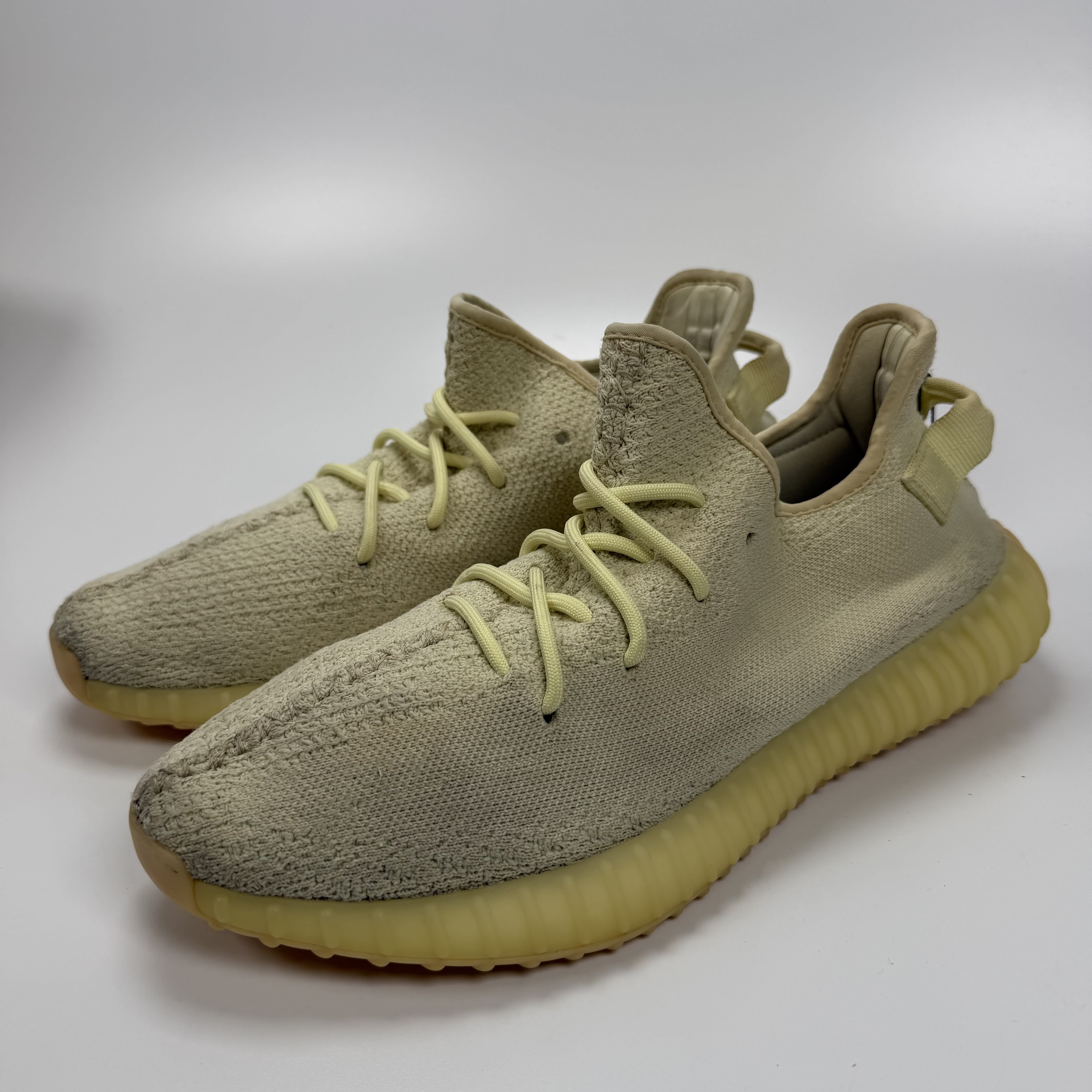 SP566 adidas Yeezy Boost 350 V2 Butter