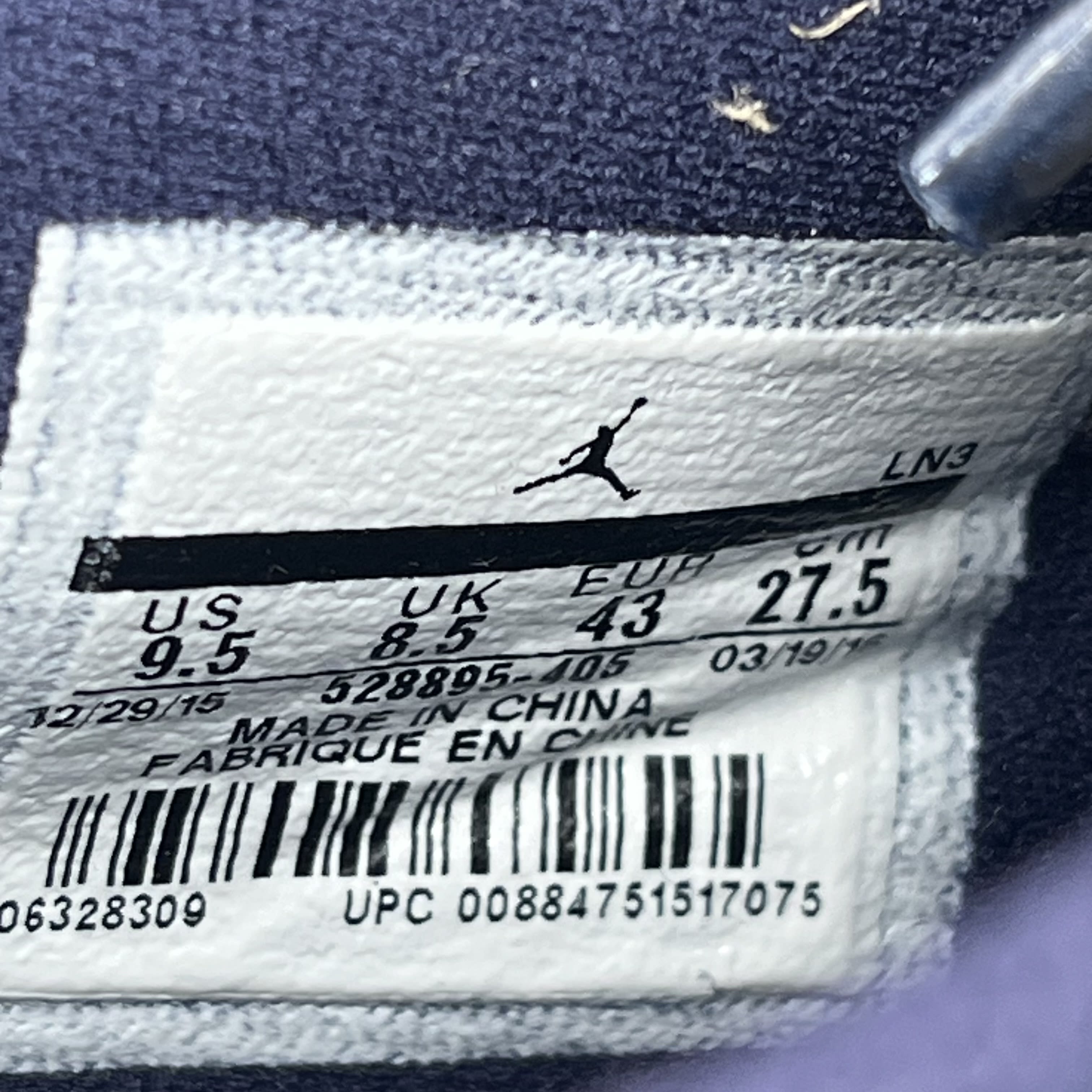 281235 Air Jordan 11 Retro Low 'Navy Gum'