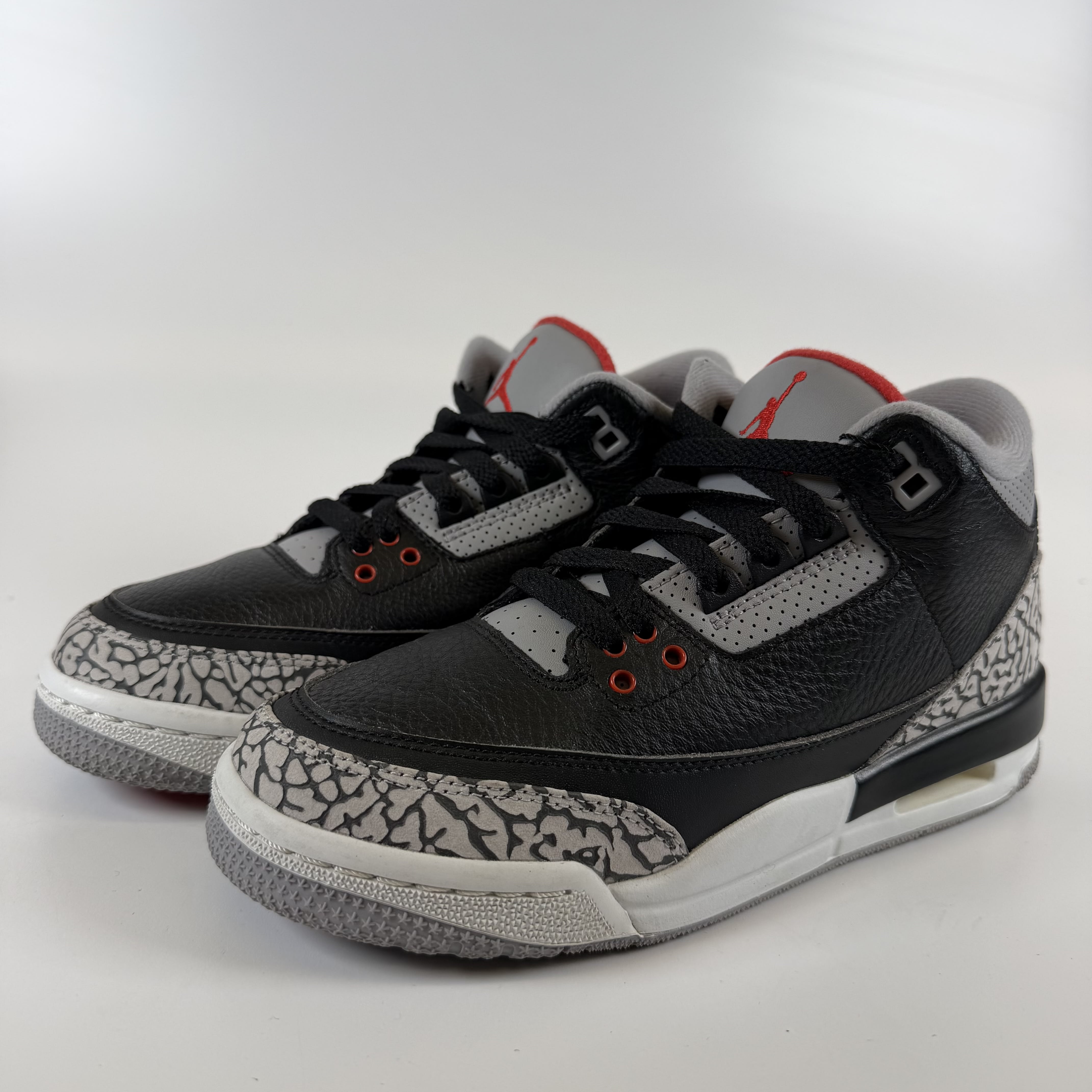 SP6977 Jordan 3 Retro Black Cement (2018) (GS)