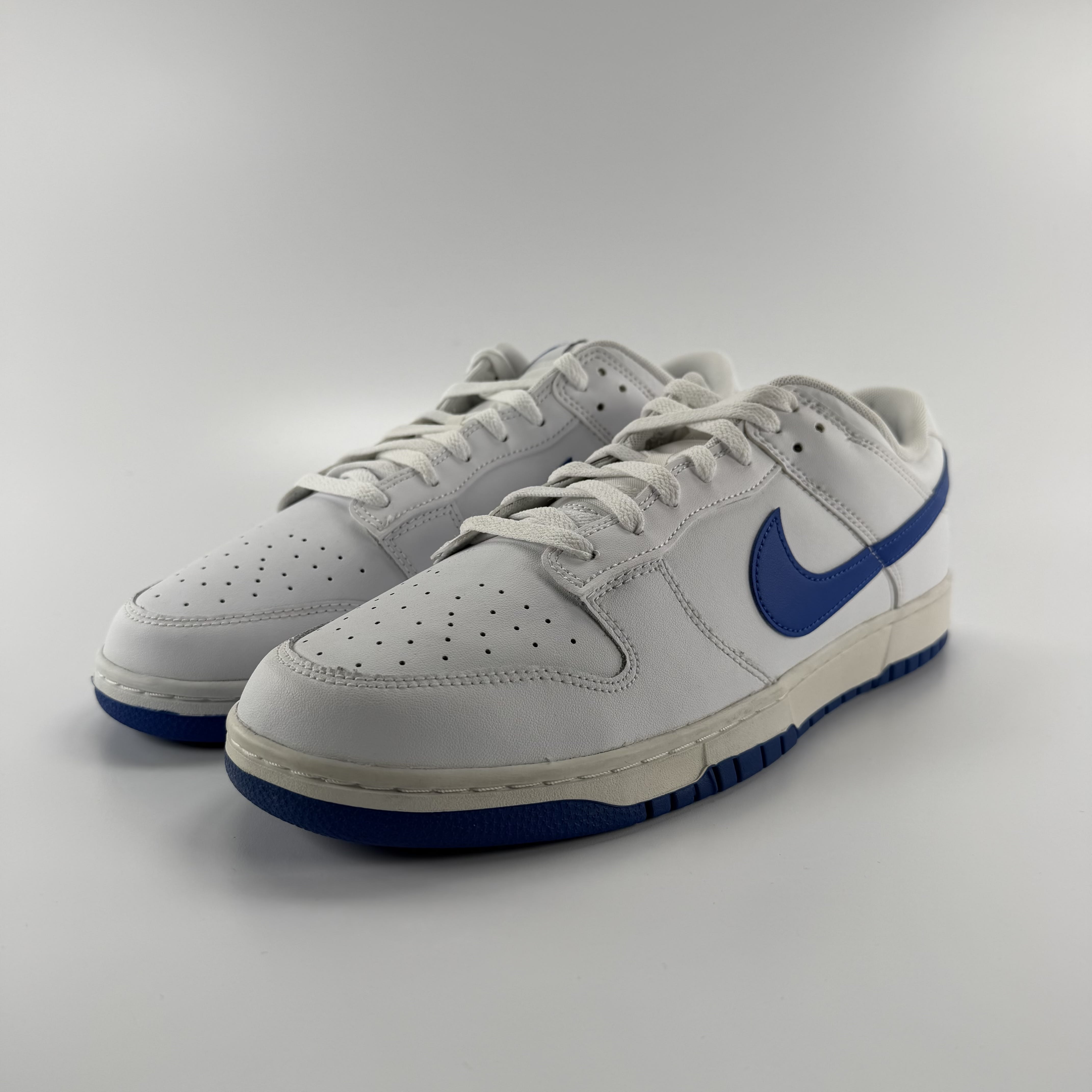 272743 Nike Dunk Low White Hyper Royal