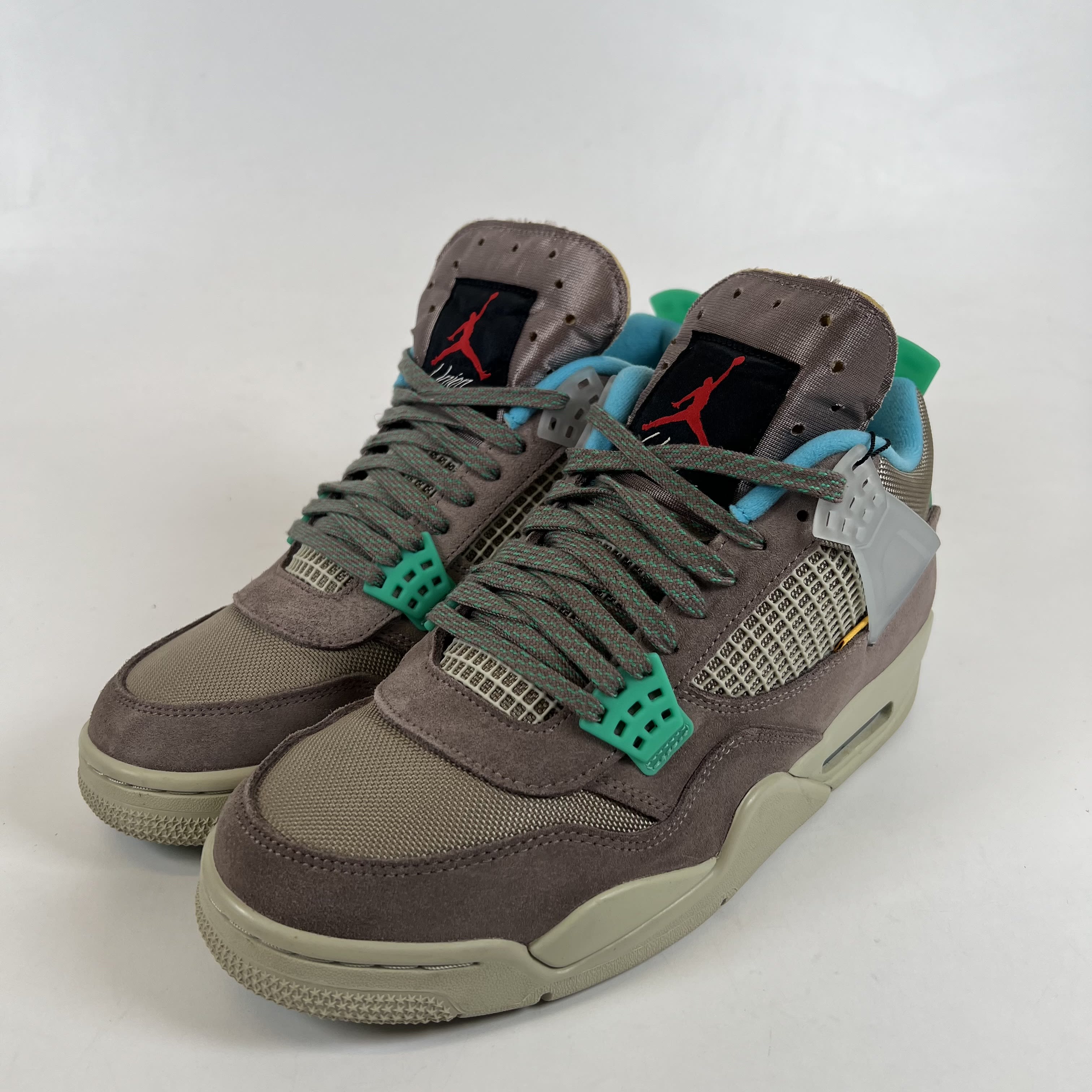 SP13160 Union LA x Air Jordan 4 Retro 'Taupe Haze'