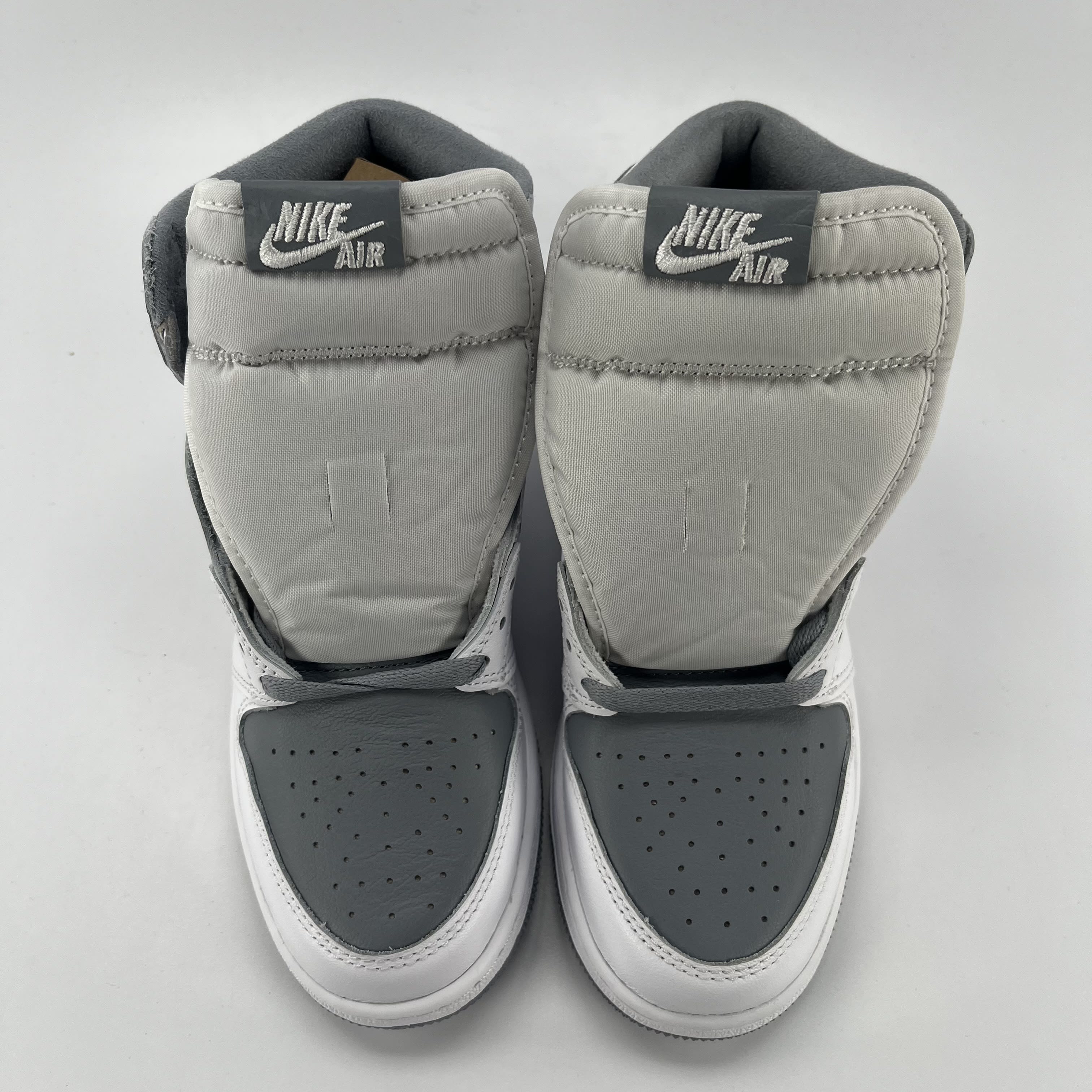 281927 Air Jordan 1 Retro High OG GS 'Stealth'