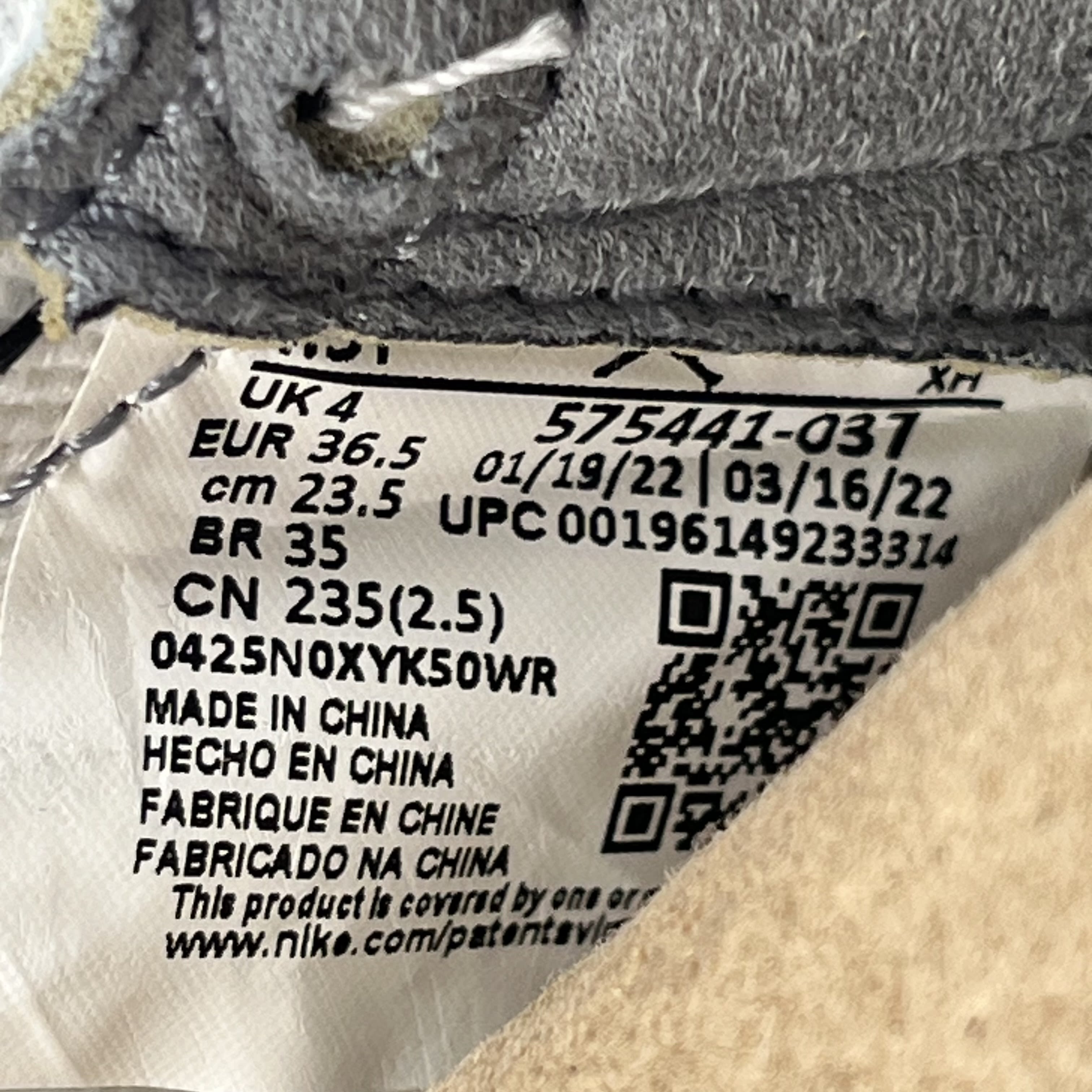 281927 Air Jordan 1 Retro High OG GS 'Stealth'
