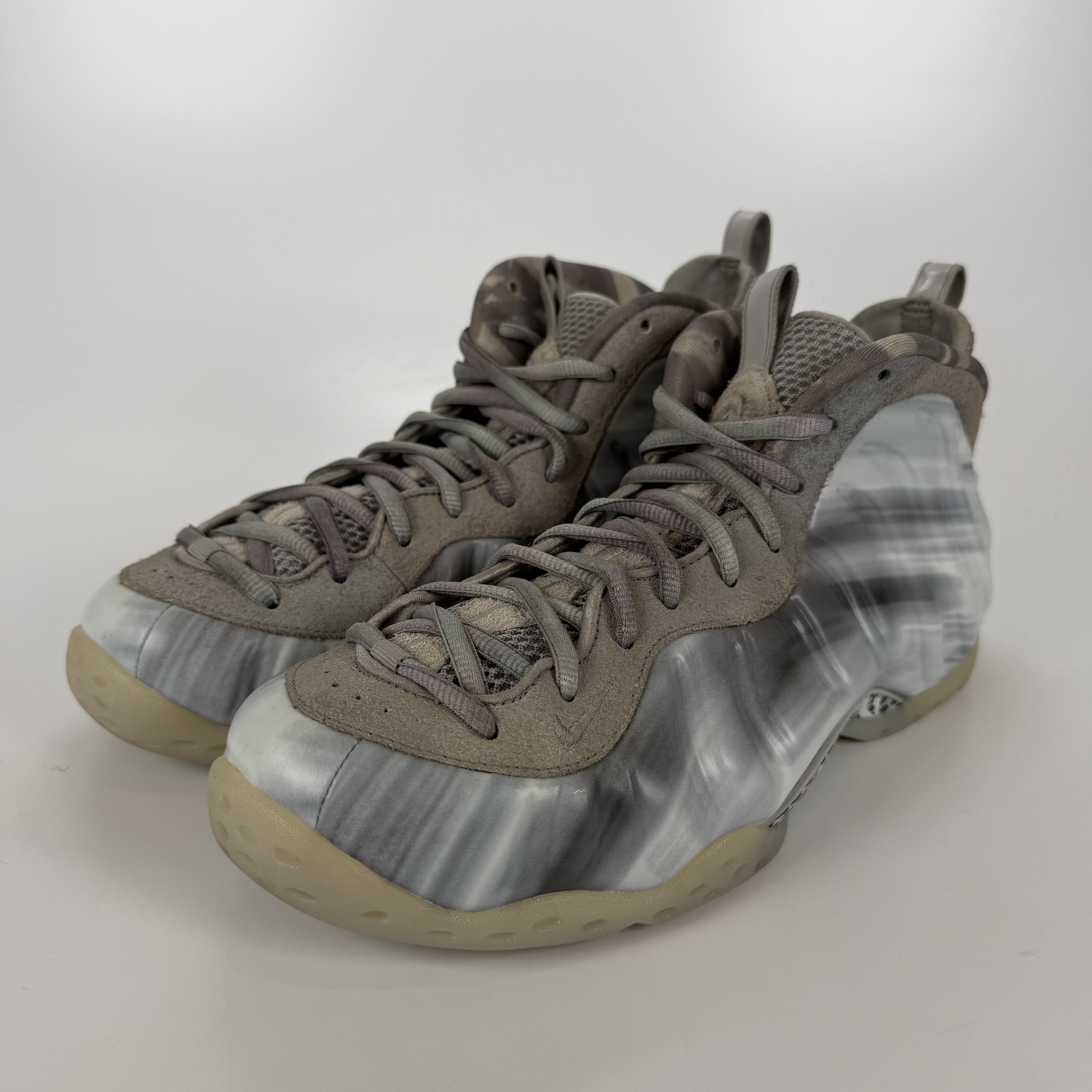 512453 Nike Air Foamposite One Dream A World Grey