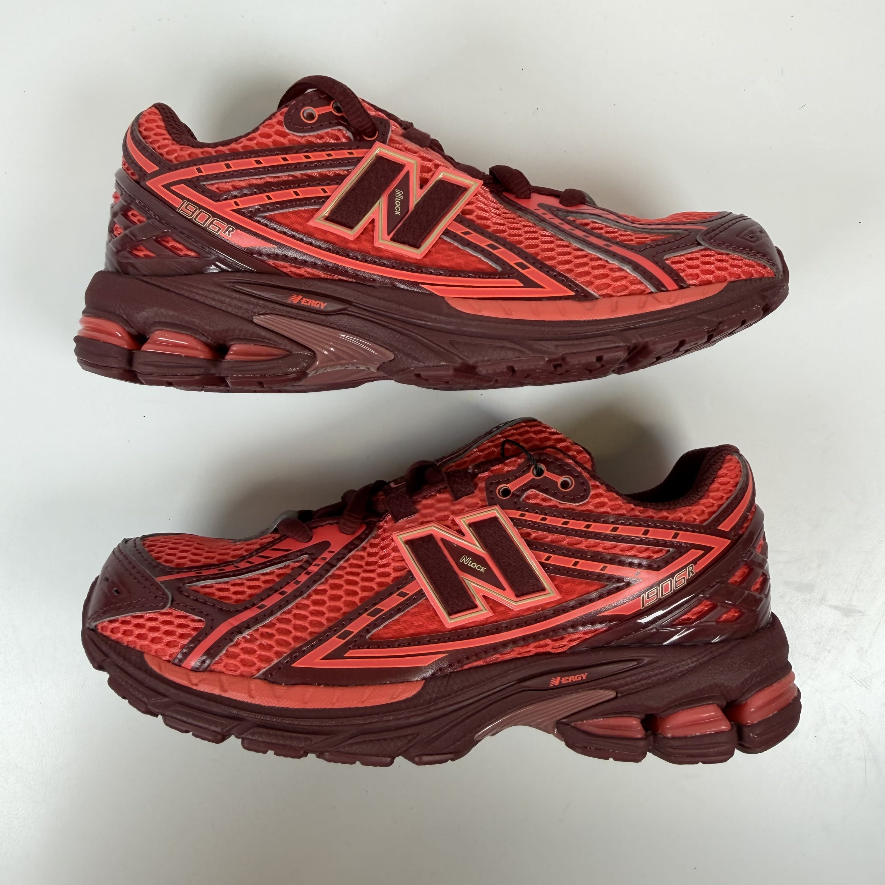 SP9924 New Balance 1906R Big Kid 'Mercury Red Crimson'