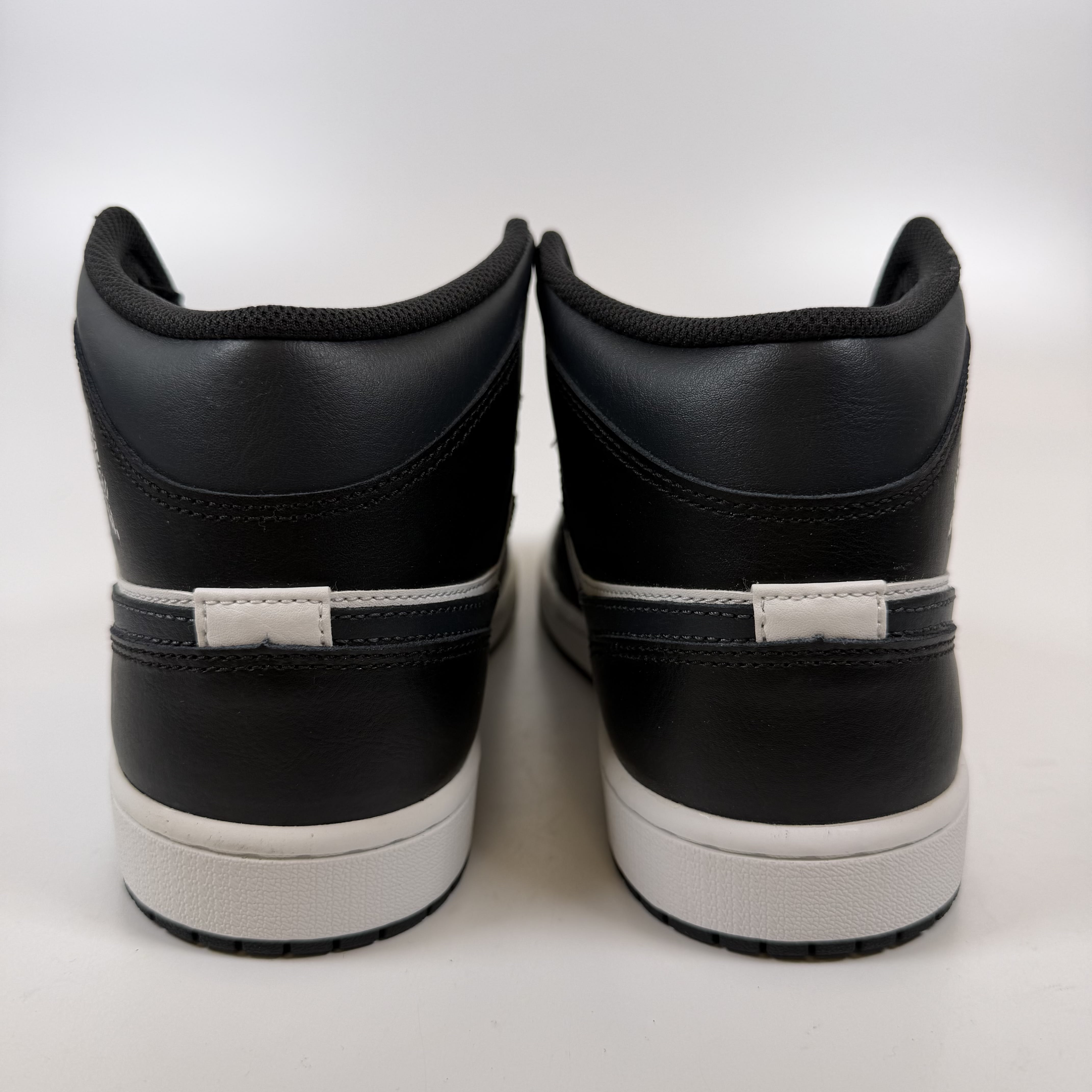 SP9989 Jordan 1 Mid Off Noir Toe