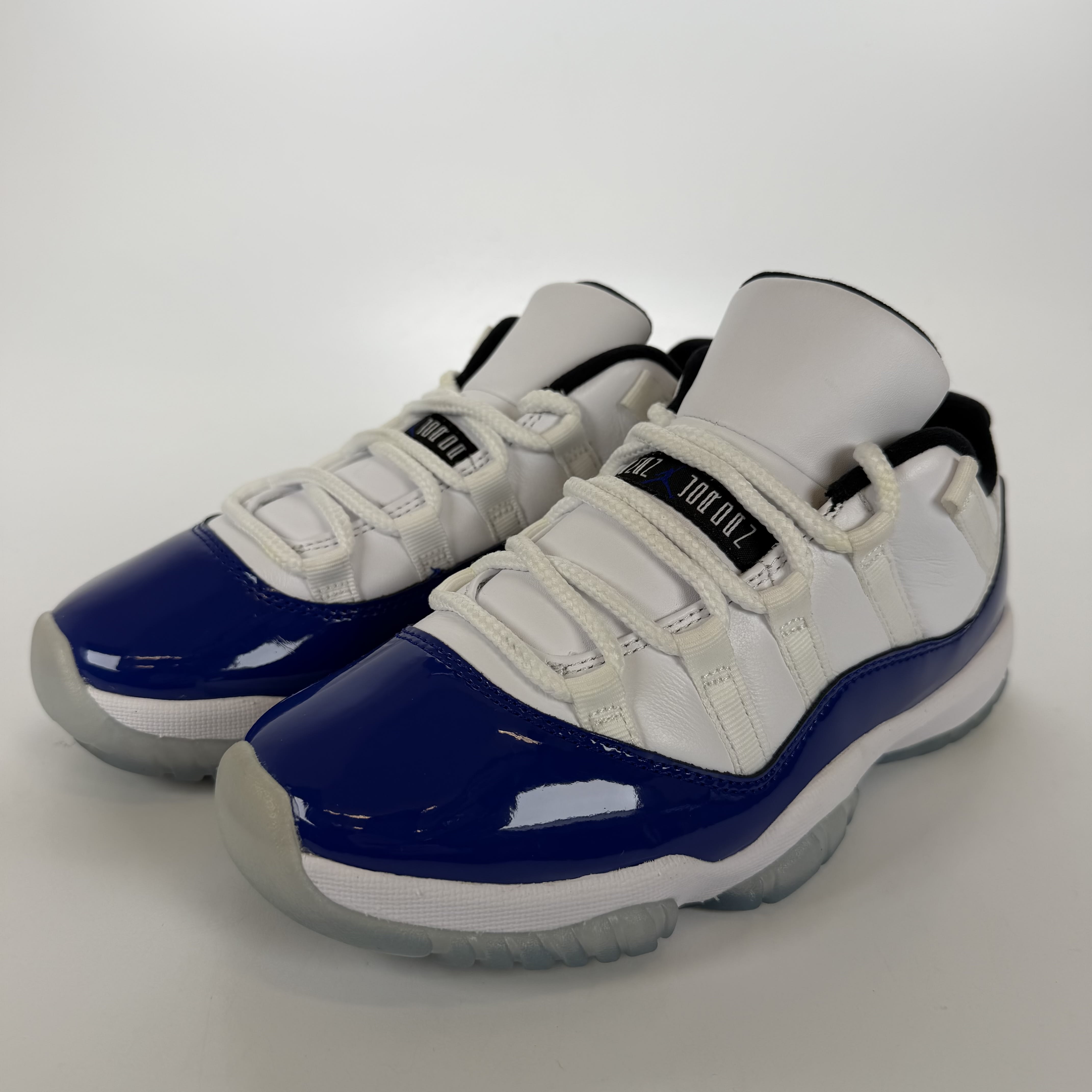 614945 Jordan 11 Retro Low White Concord (Women's)