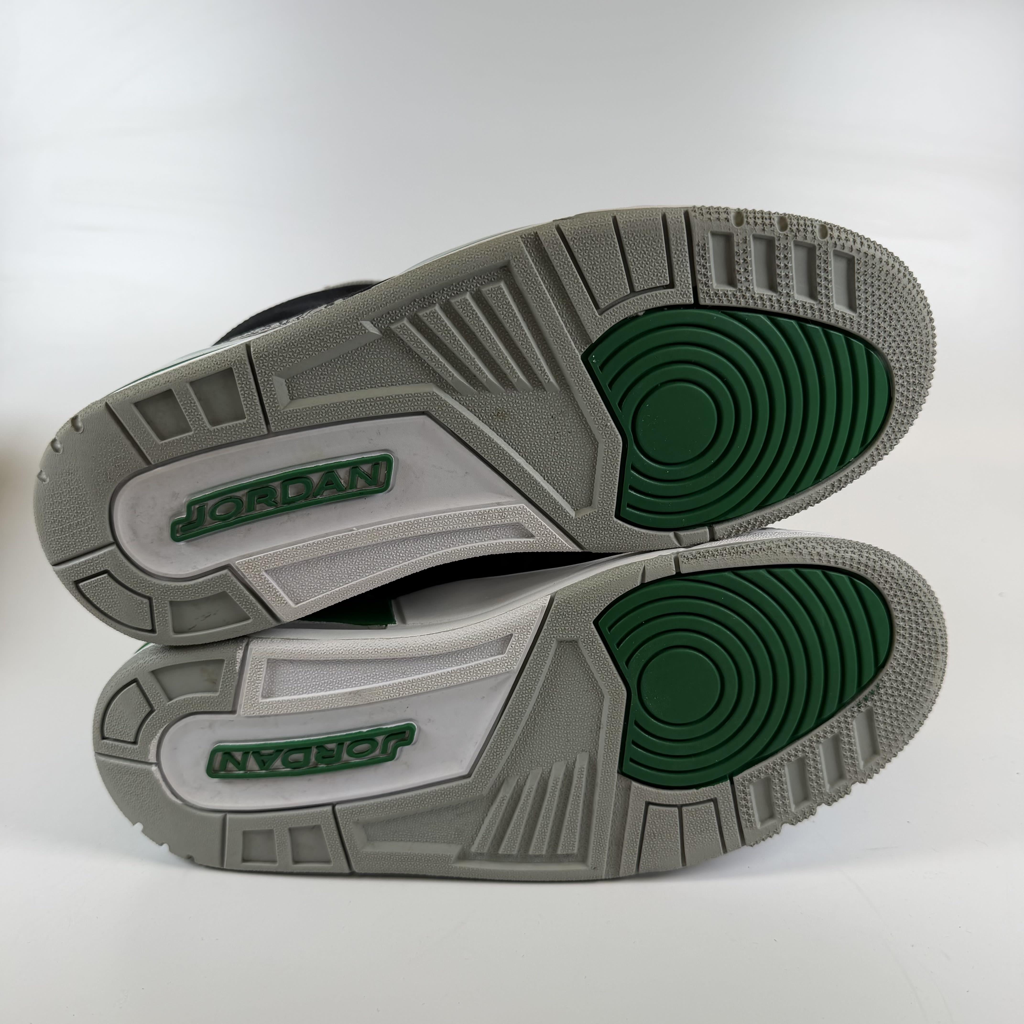 800163 Jordan 3 Retro Pine Green