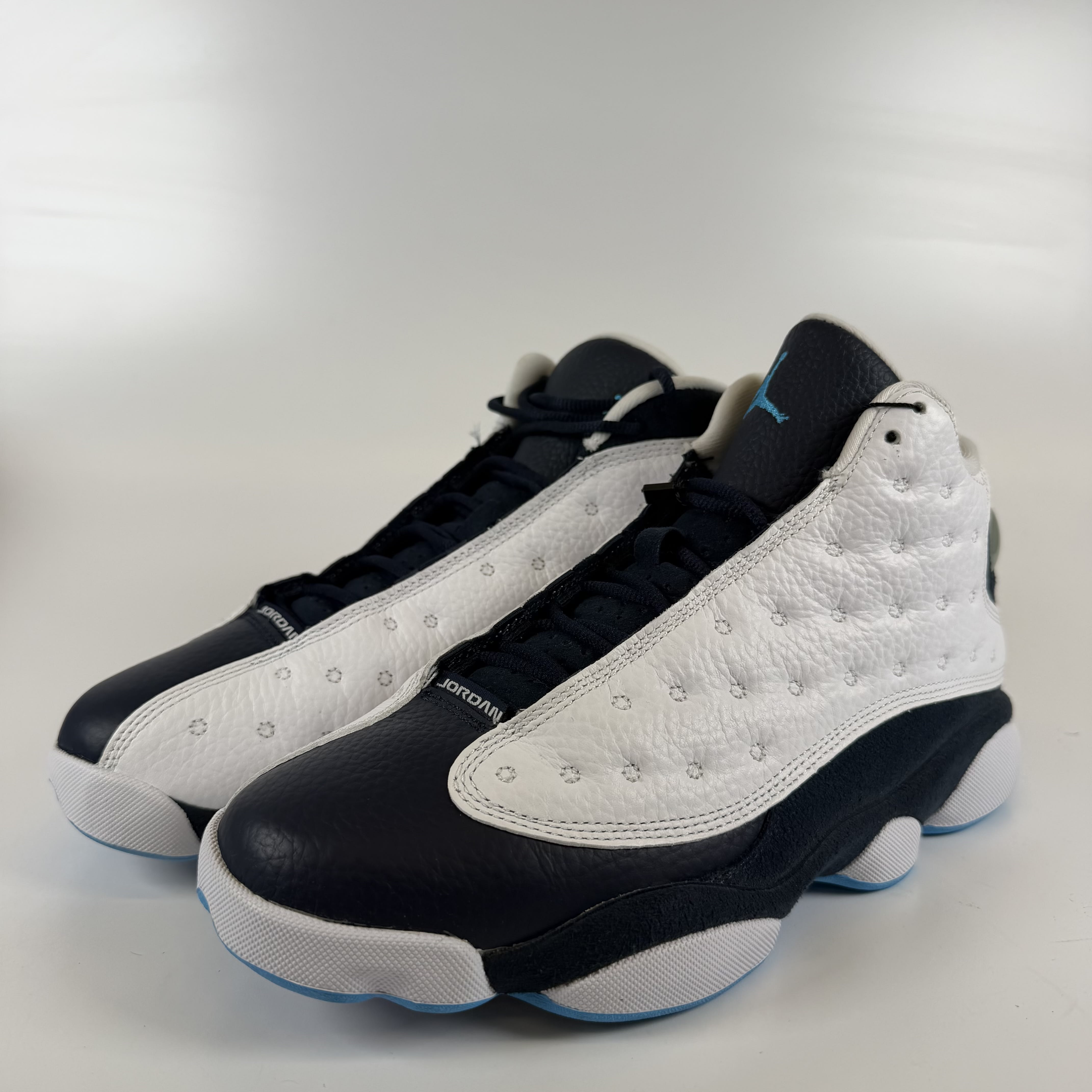 823520 Jordan 13 Retro Obsidian Powder Blue White