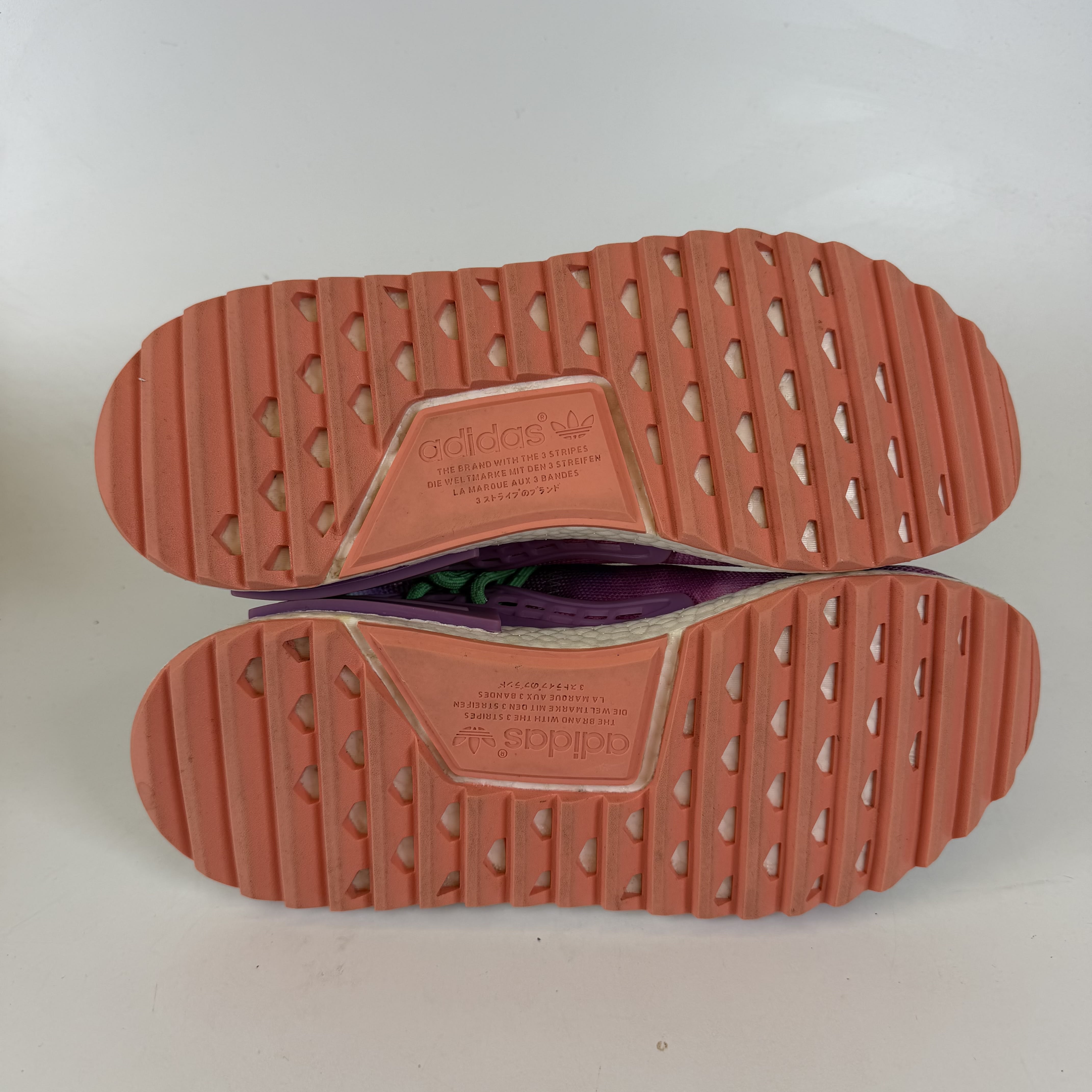 SP6840 adidas Human Race NMD Pharrell Holi Festival (Chalk Coral)