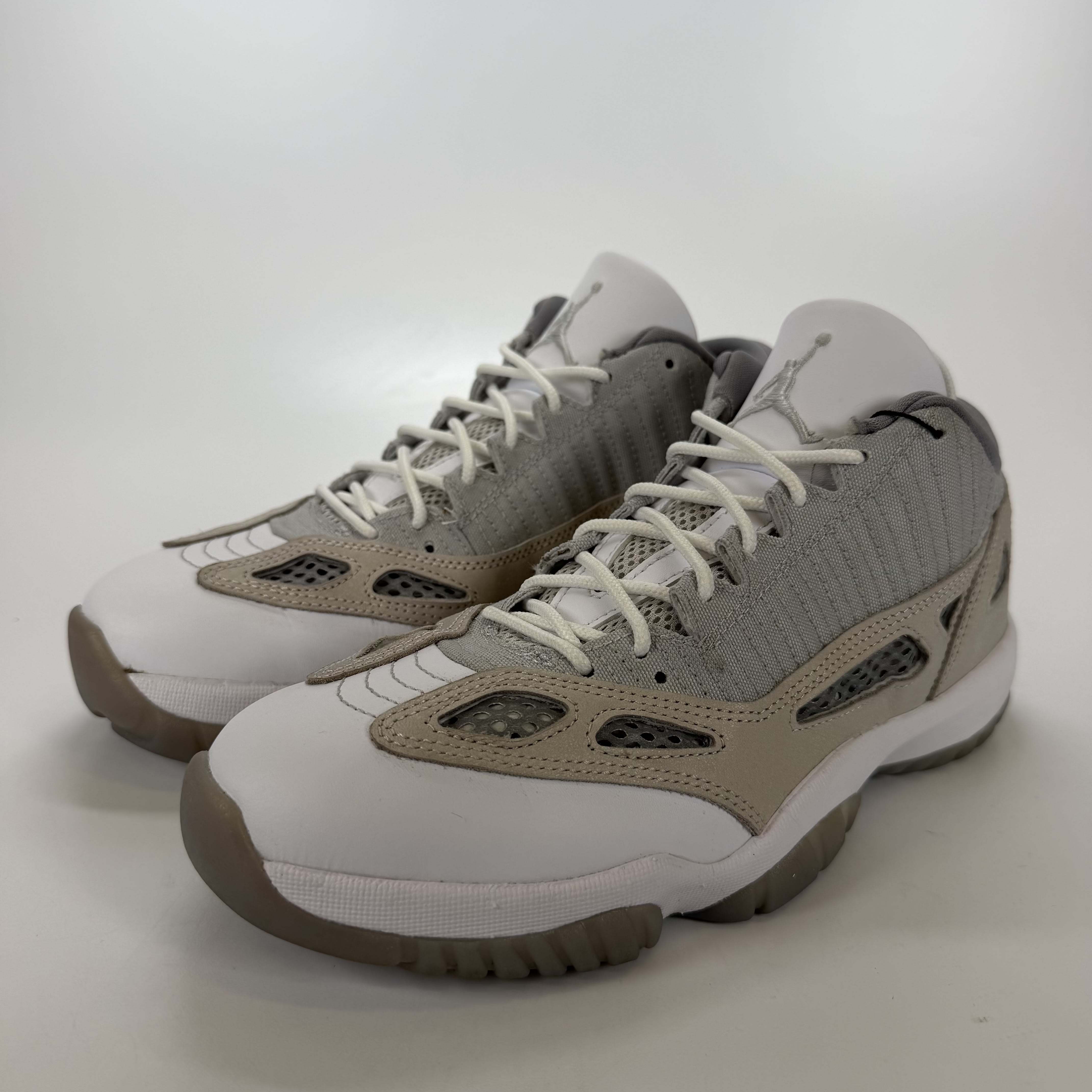 SP3490 Jordan 11 Retro Low IE Light Orewood Brown