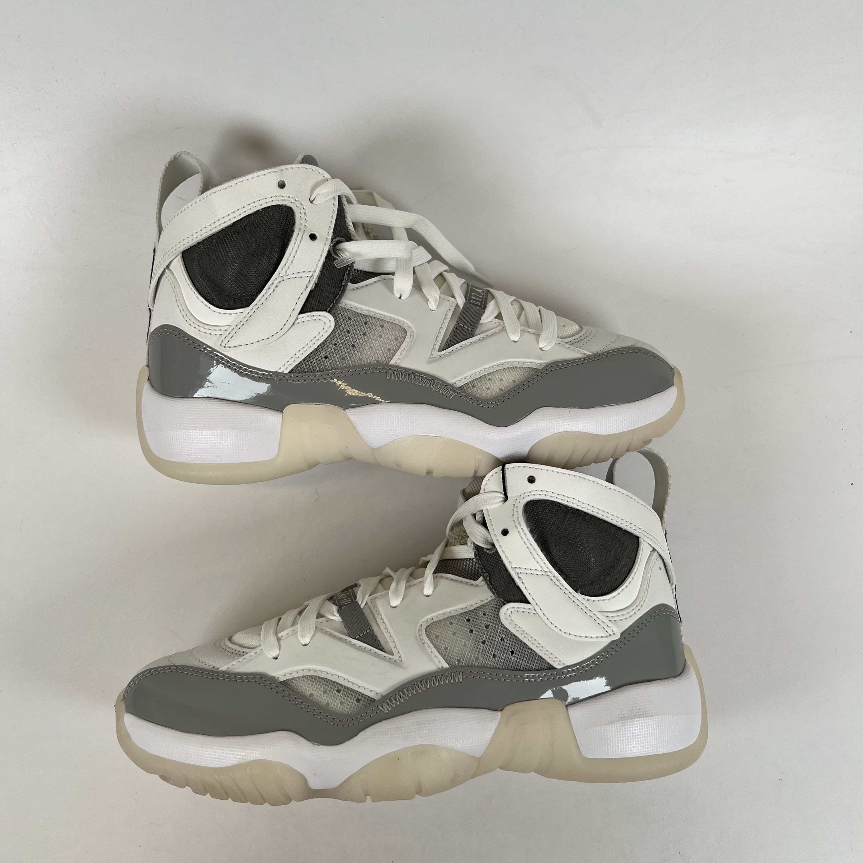 SP11256 Jordan Jumpman Two Trey Medium Grey White (Women's)