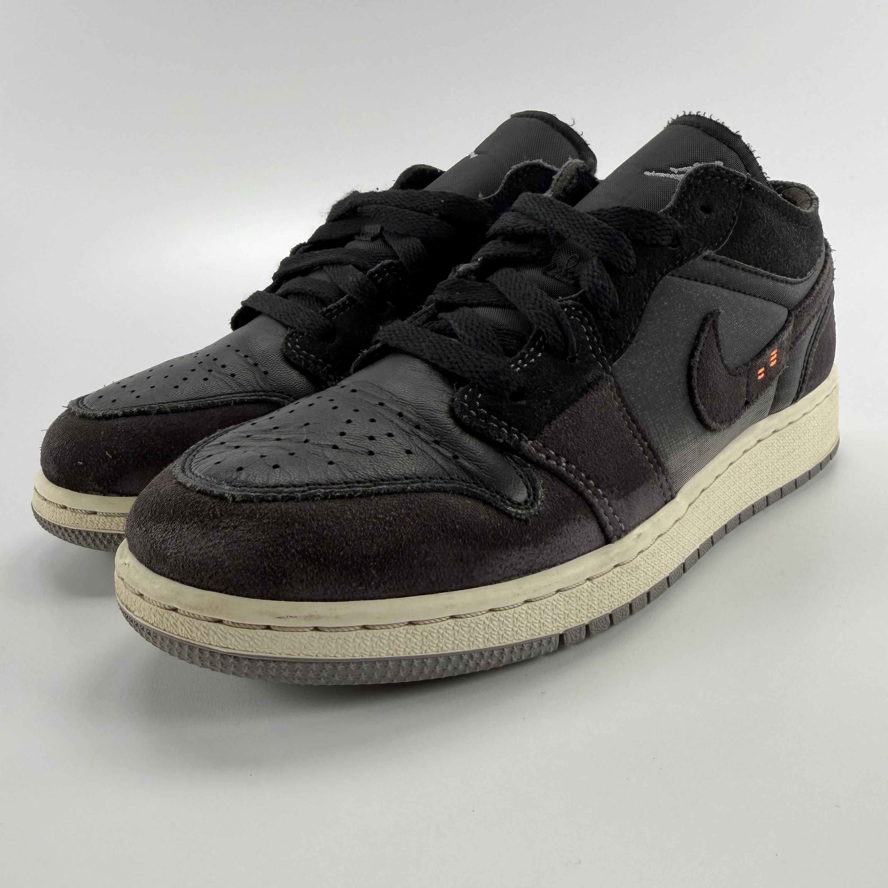 Air Jordan 1 Low SE Craft GS 'Inside Out - Black'
