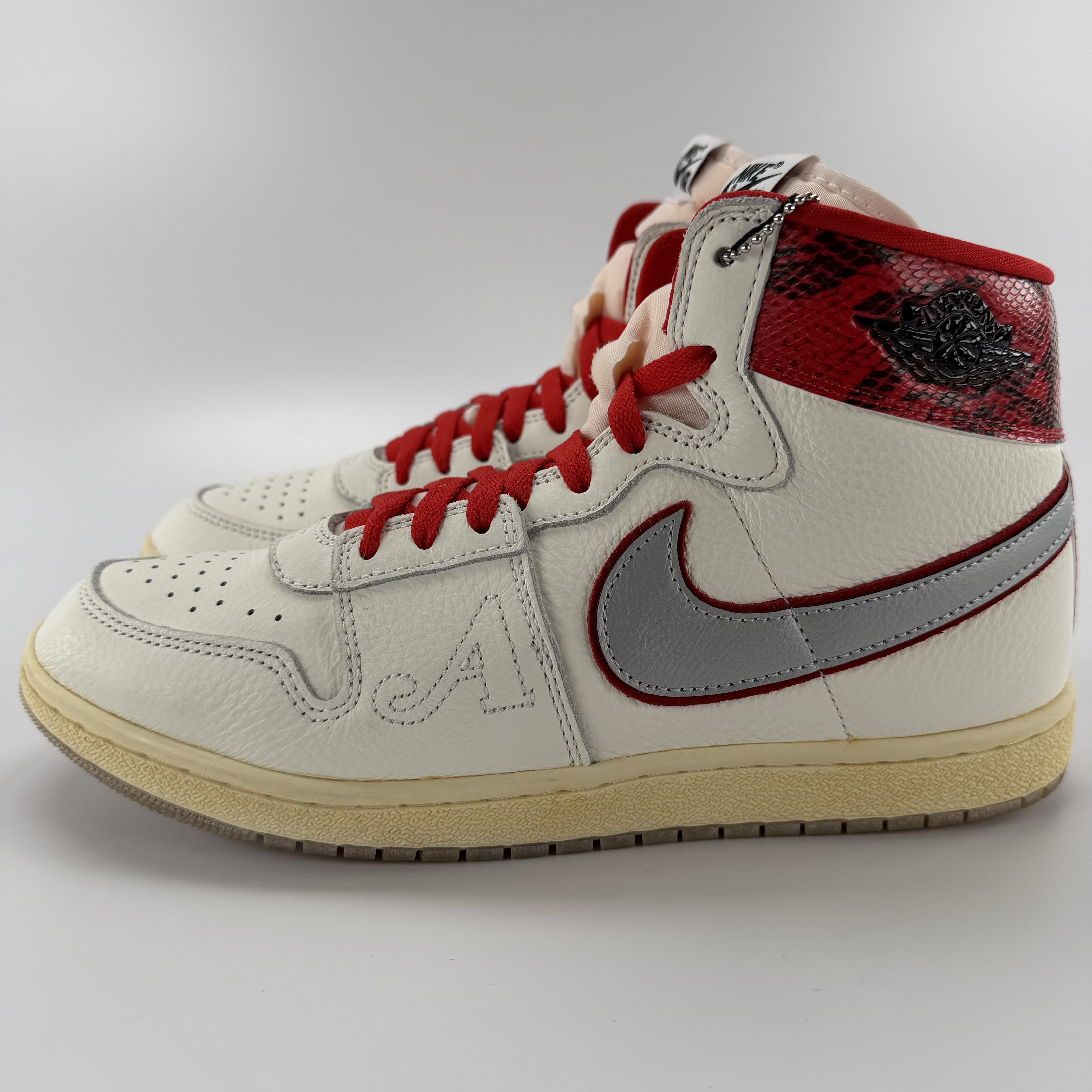 441322 Jordan Air Ship "Awake NY"
