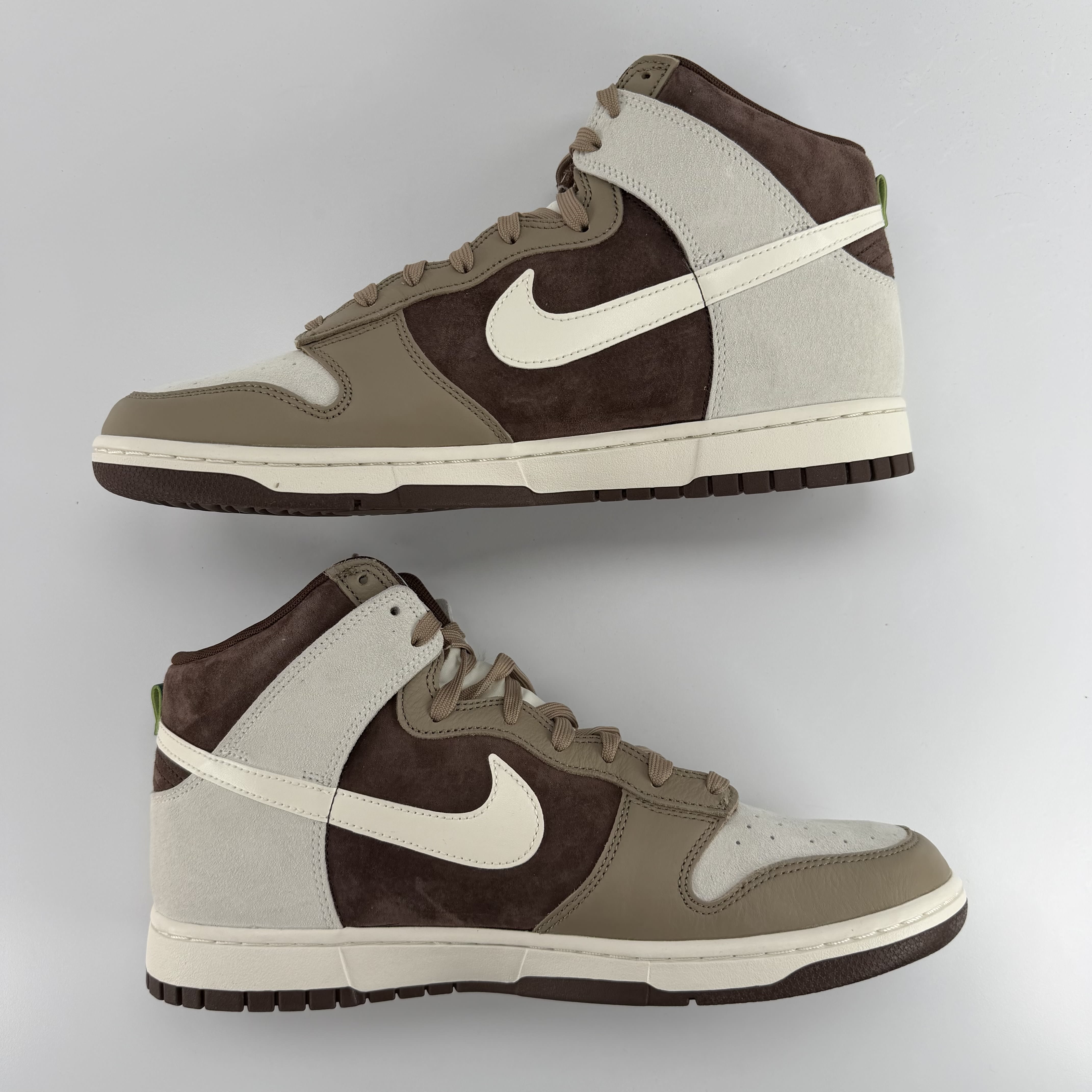 436907 Nike Dunk High 'Light Chocolate'