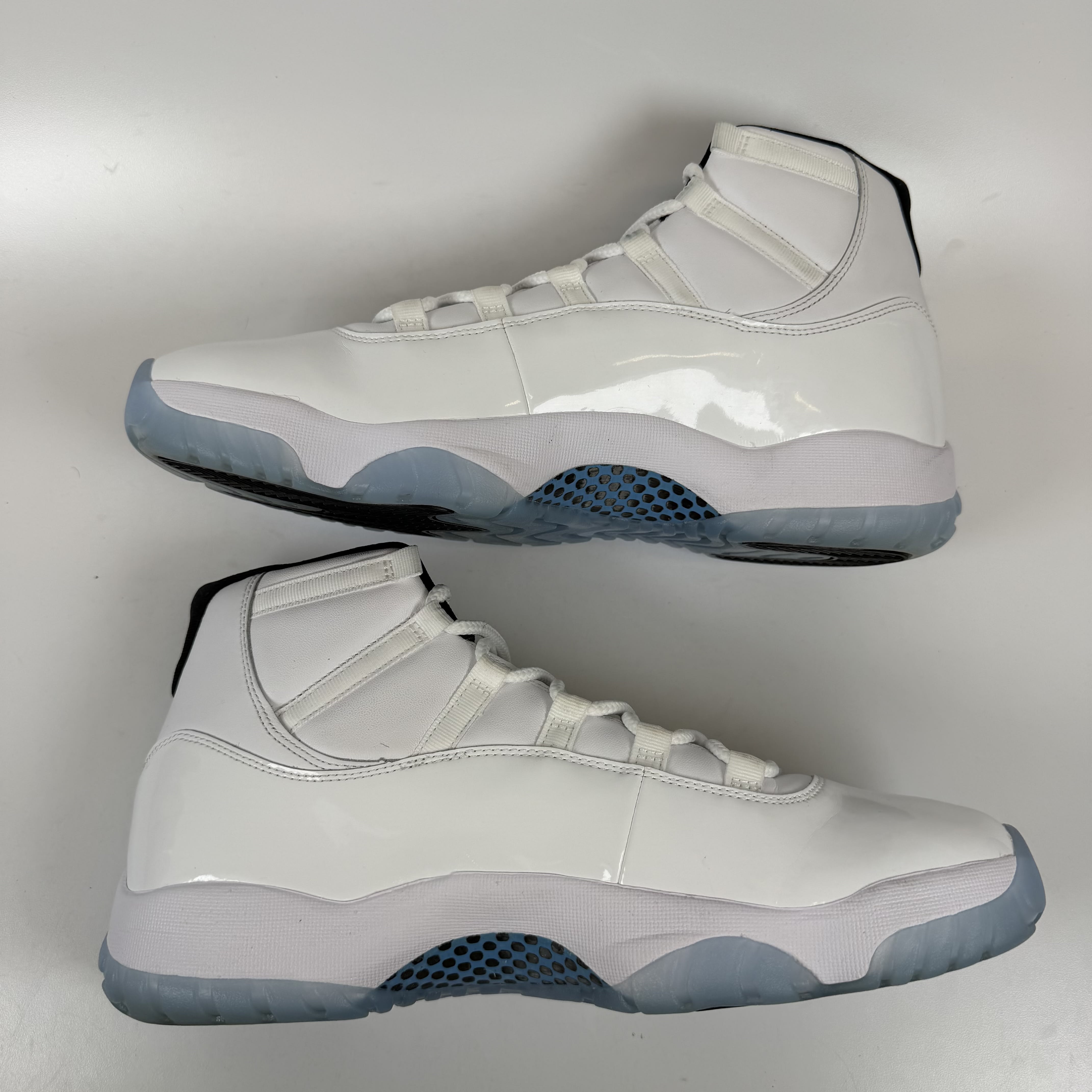 SP11323 Jordan 11 Retro Legend Blue (2024)