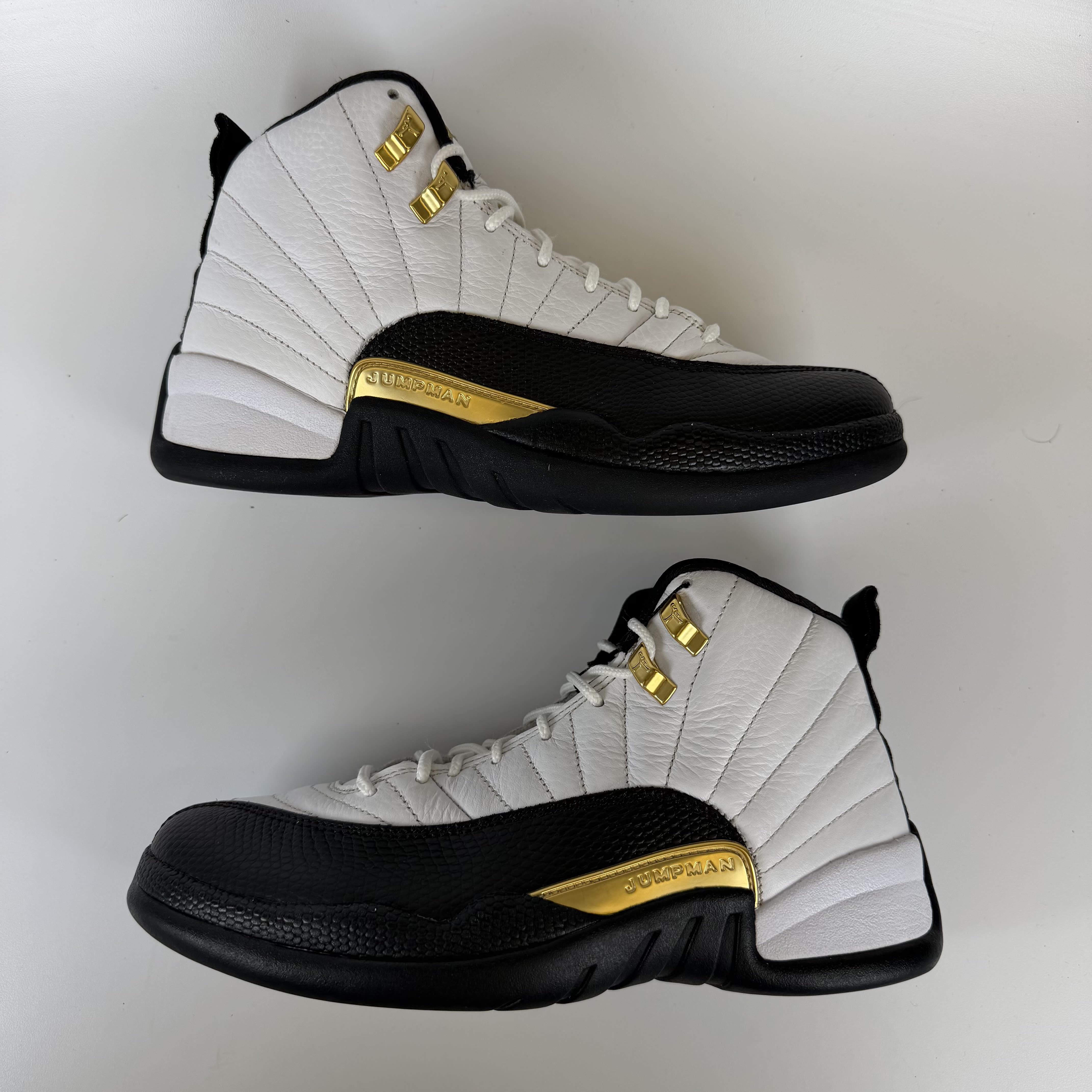 672199 Jordan 12 Retro Royalty Taxi