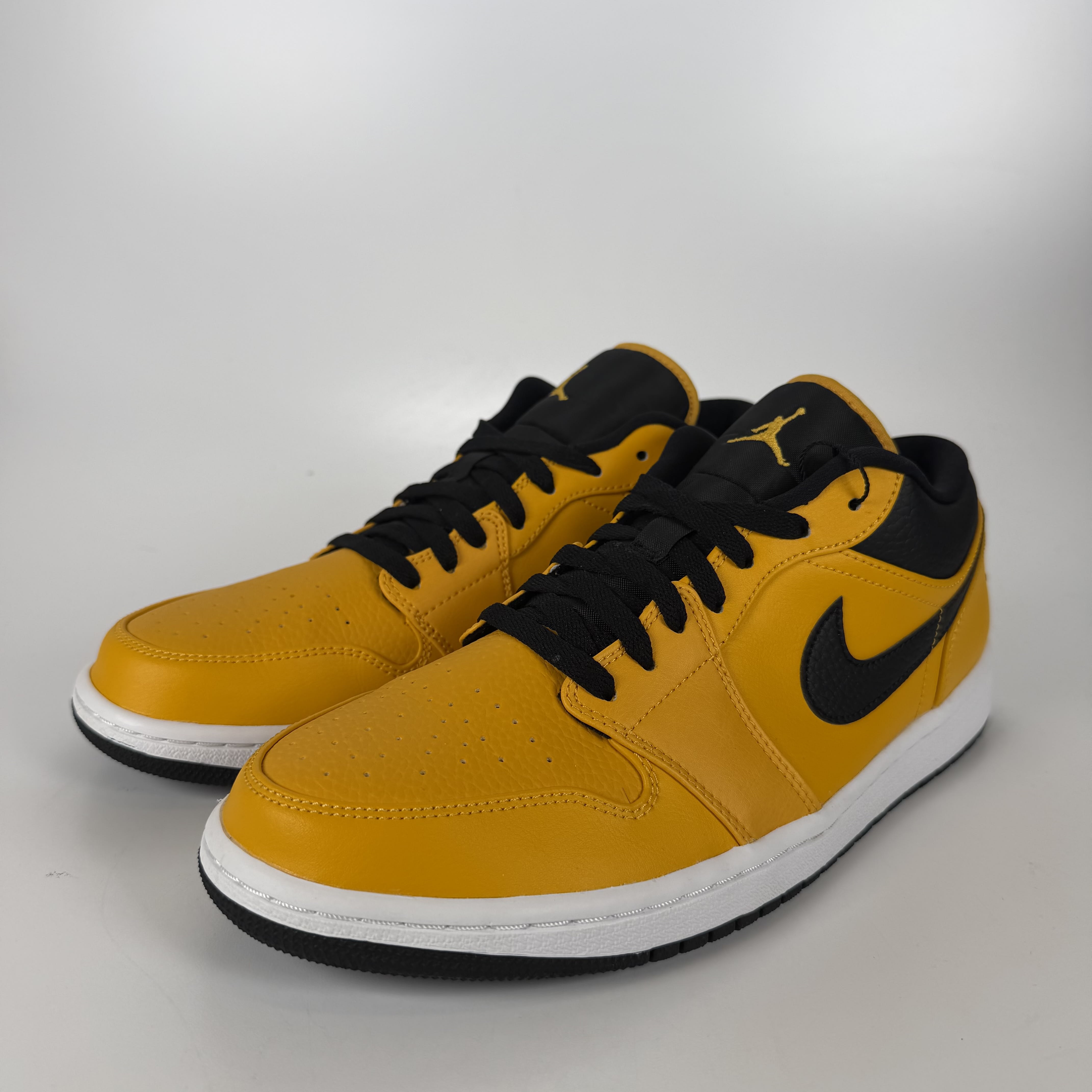 SP3013 Jordan 1 Low University Gold