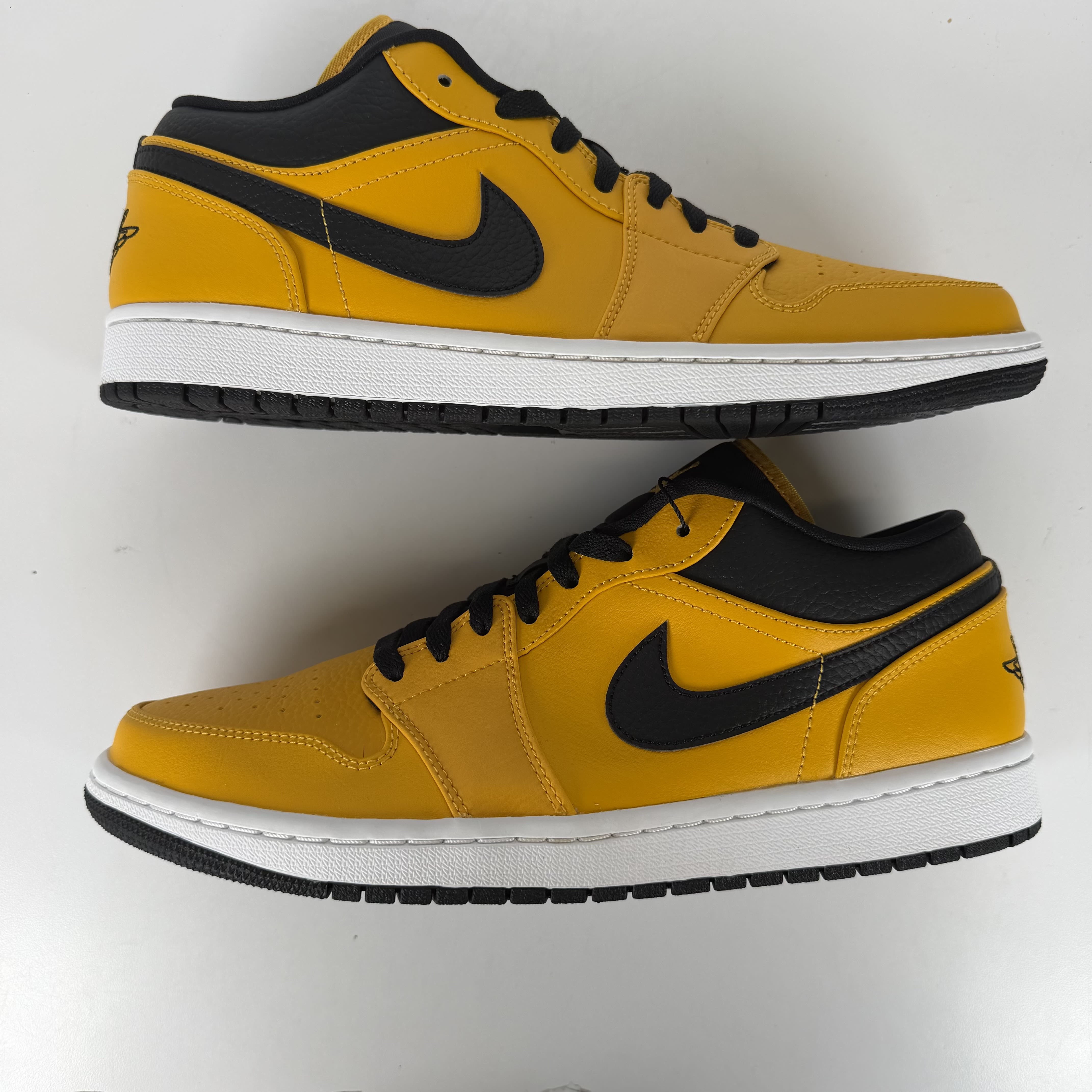 SP3013 Jordan 1 Low University Gold