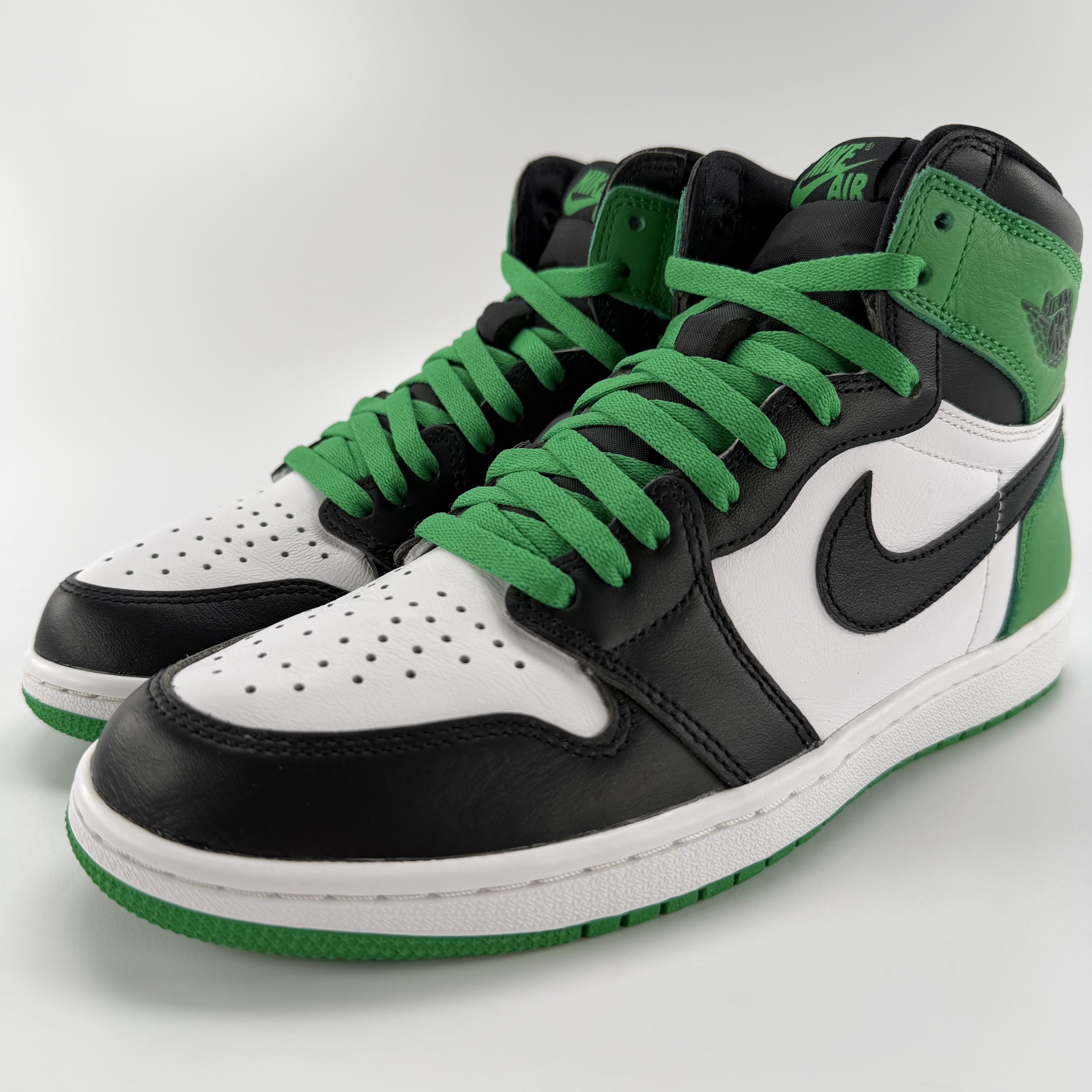 633692 Jordan 1 Retro High OG Lucky Green