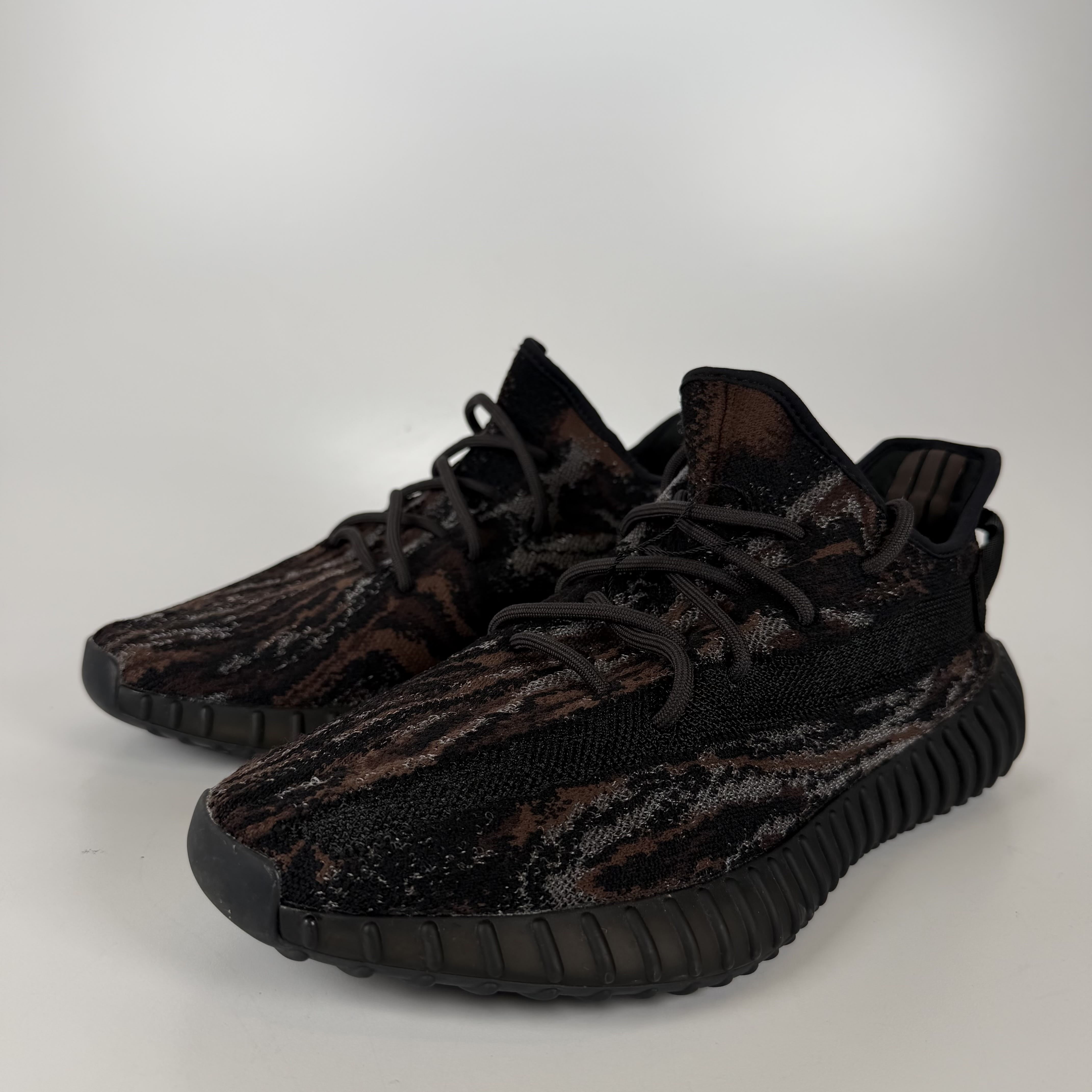 SP3919 adidas Yeezy Boost 350 V2 MX Rock