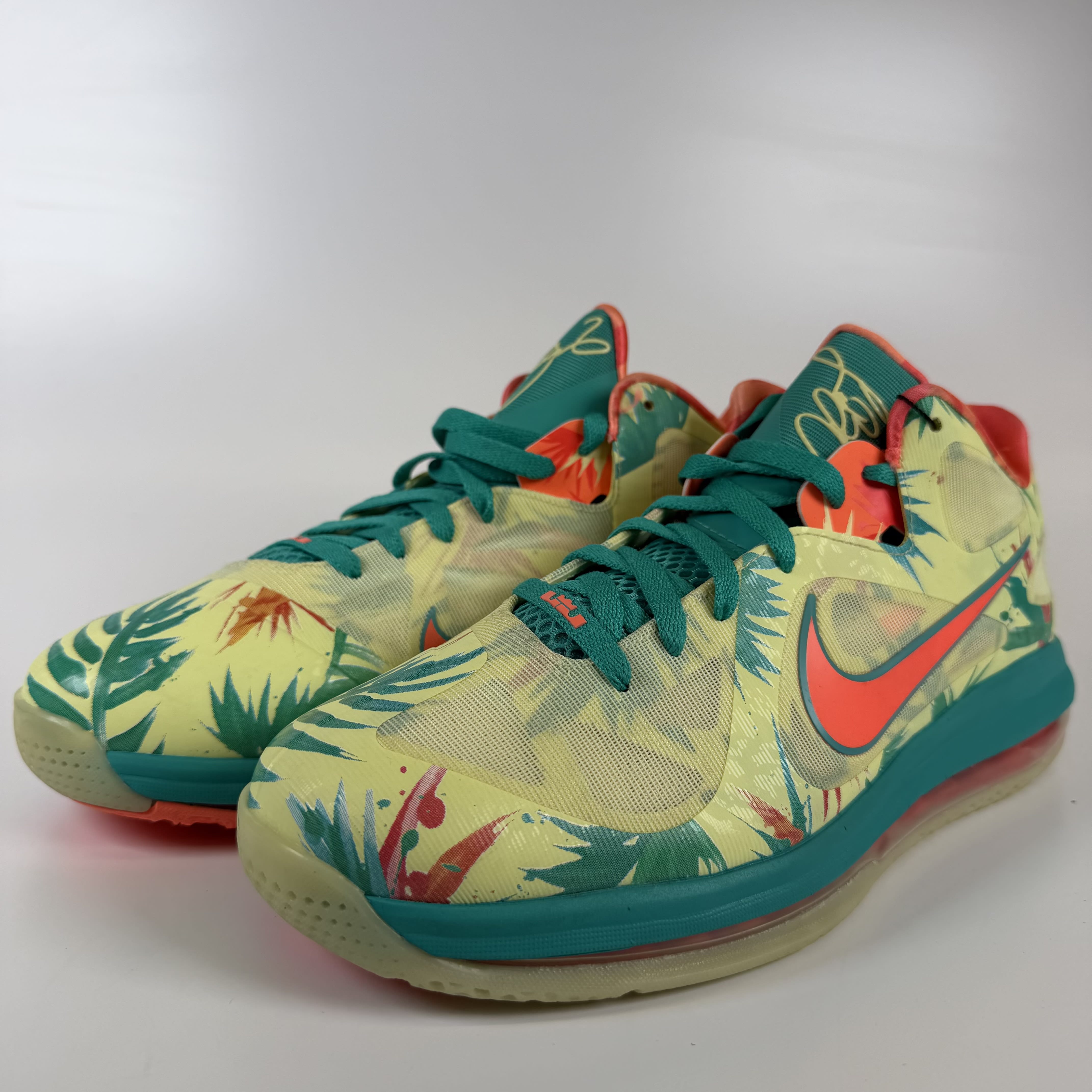 SP6907 Nike LeBron 9 Low LeBronald Palmer (2022)