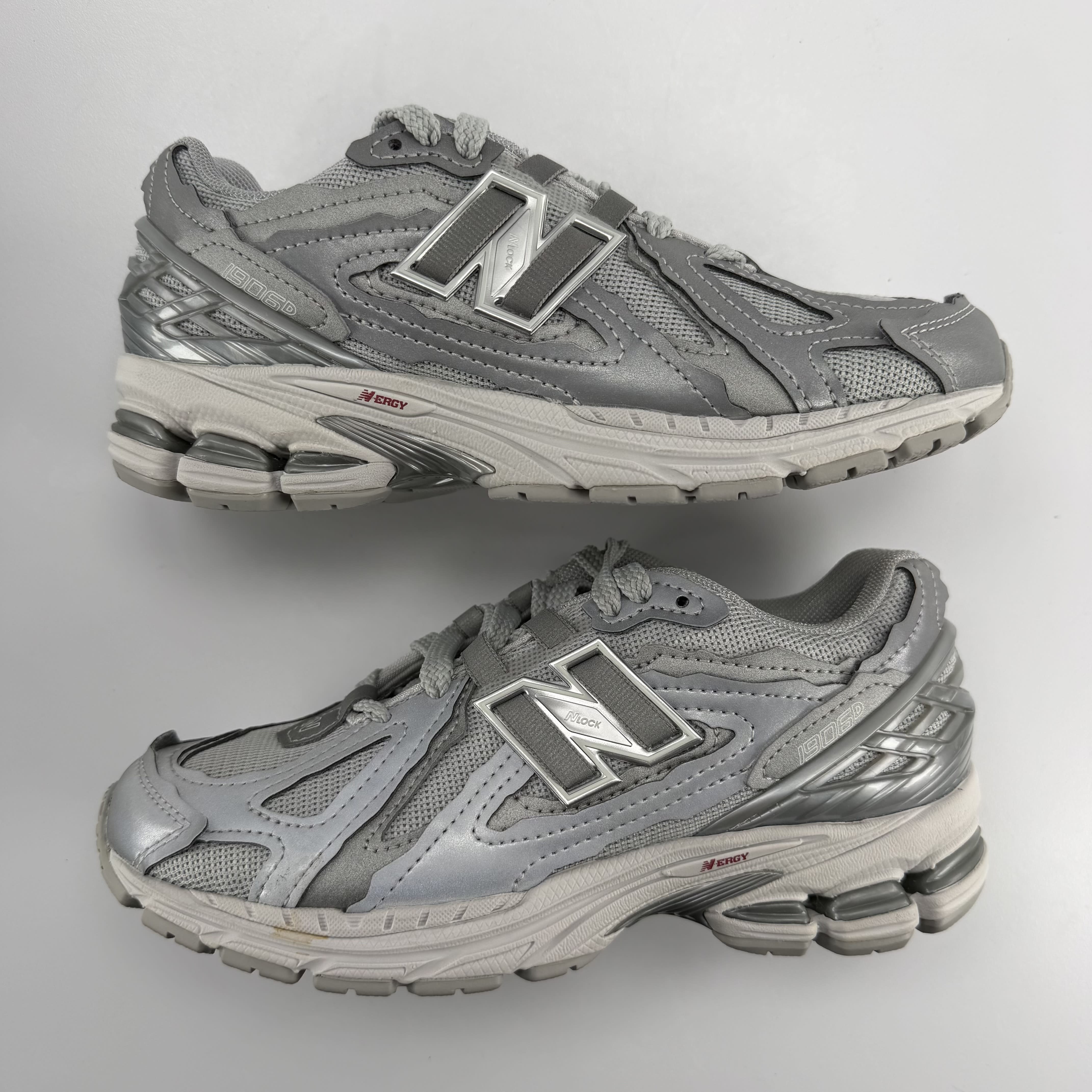 610355 New Balance 1906D Protection Pack Silver Metallic
