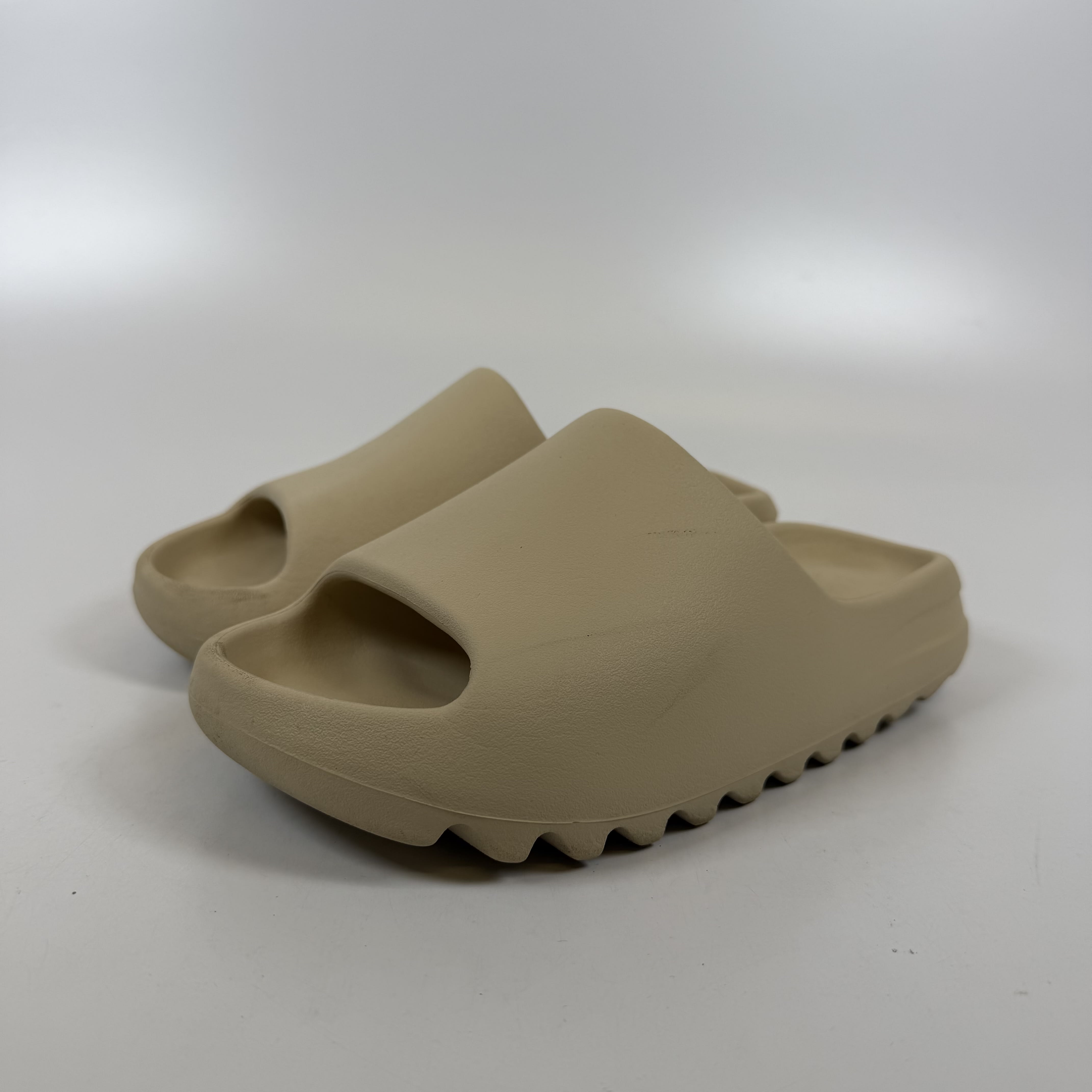 SP13184 adidas Yeezy Slide Pure (Restock Pair)