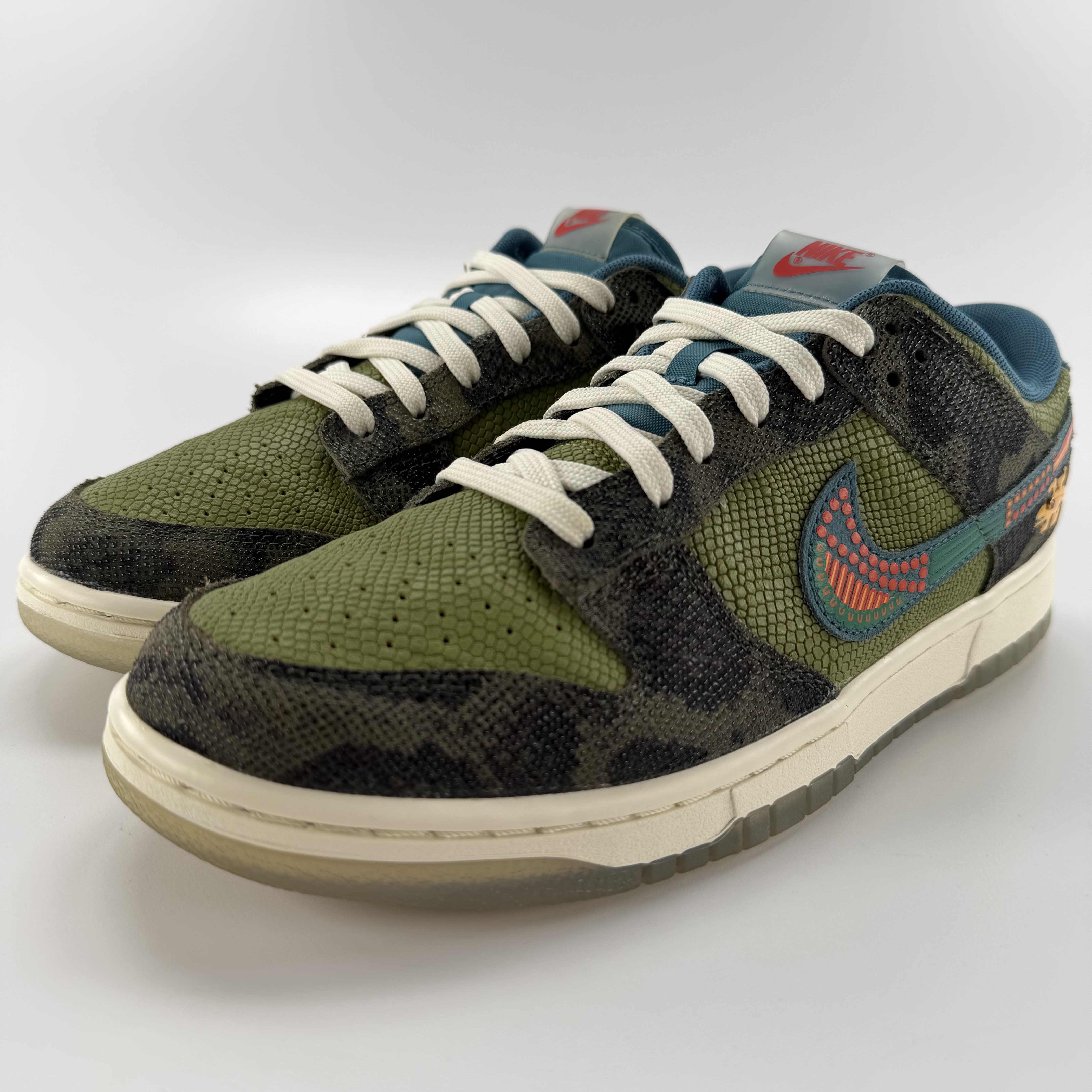522549 Nike Dunk Low Siempre Familia