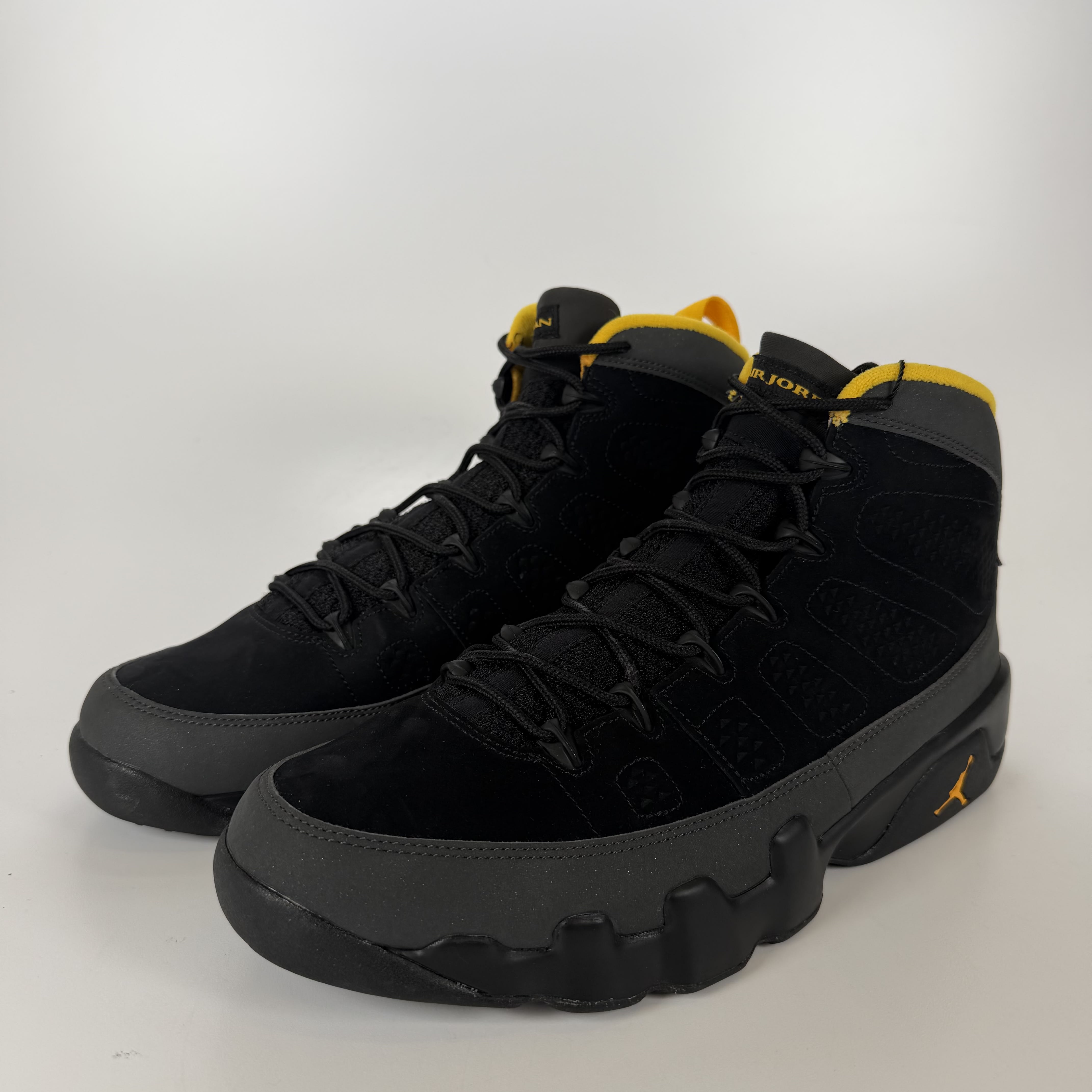 SP4110 Jordan 9 Retro Dark Charcoal University Gold