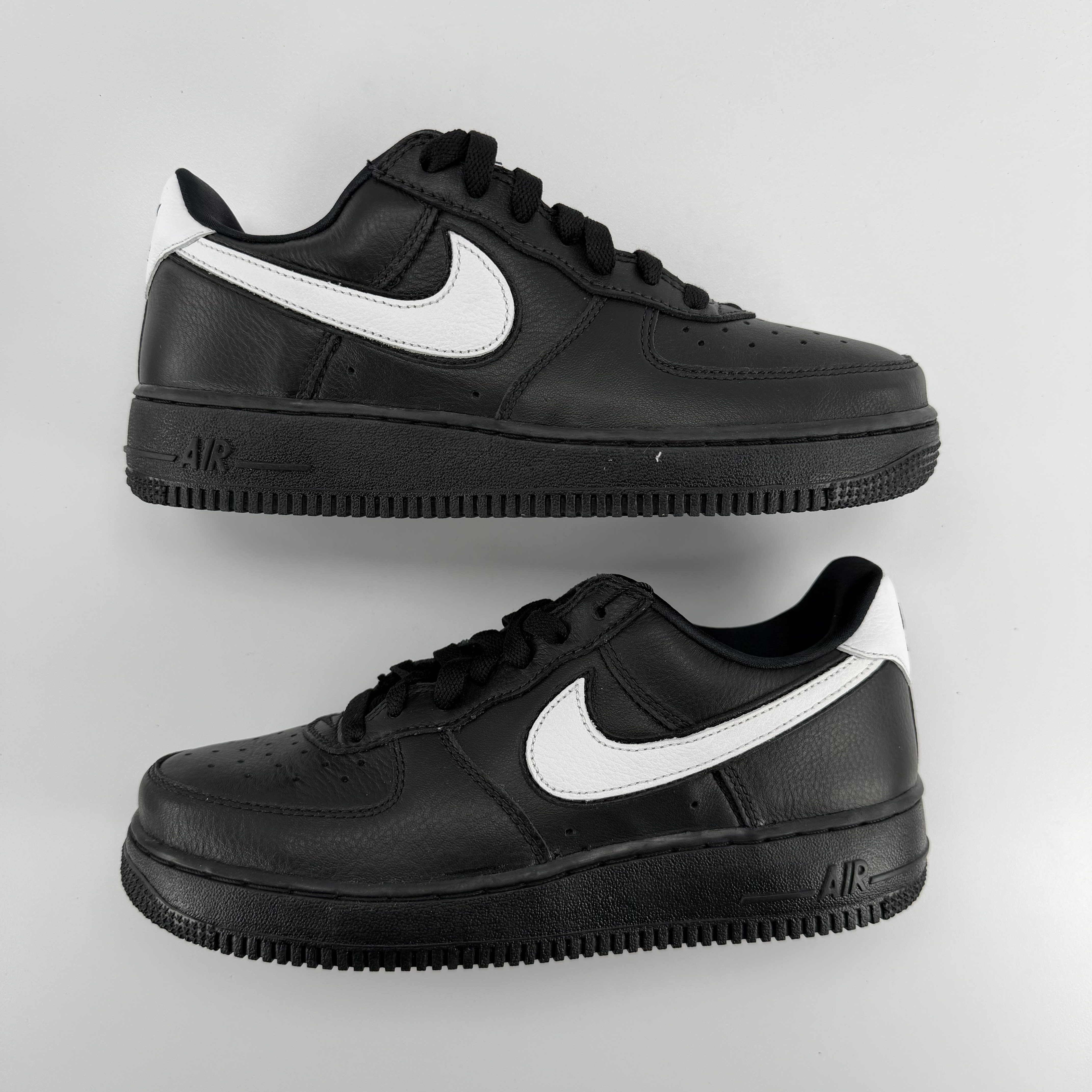 700858 Nike Air Force 1 Low QS Black White