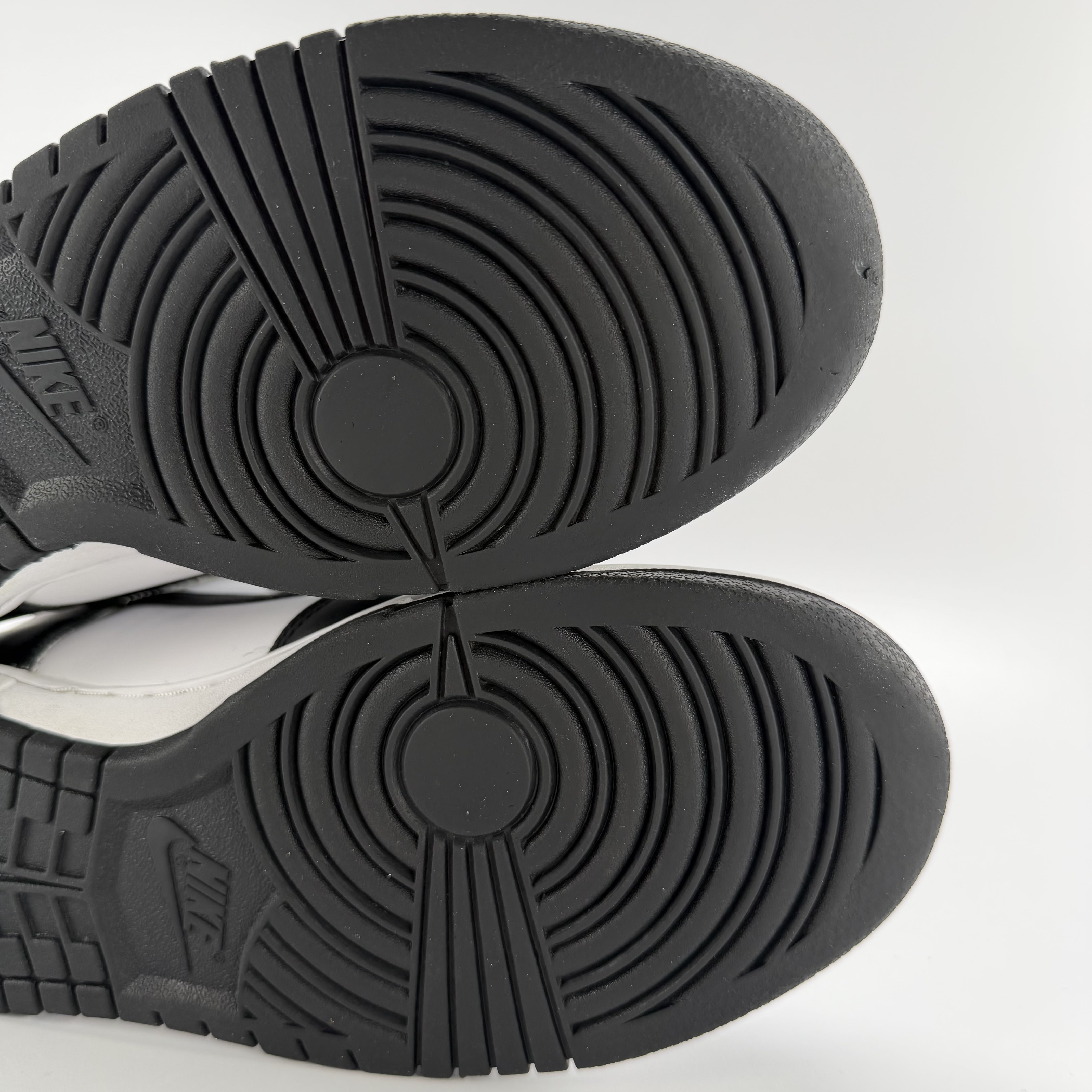 521377 Nike Dunk High Panda Black White (2021/2024)