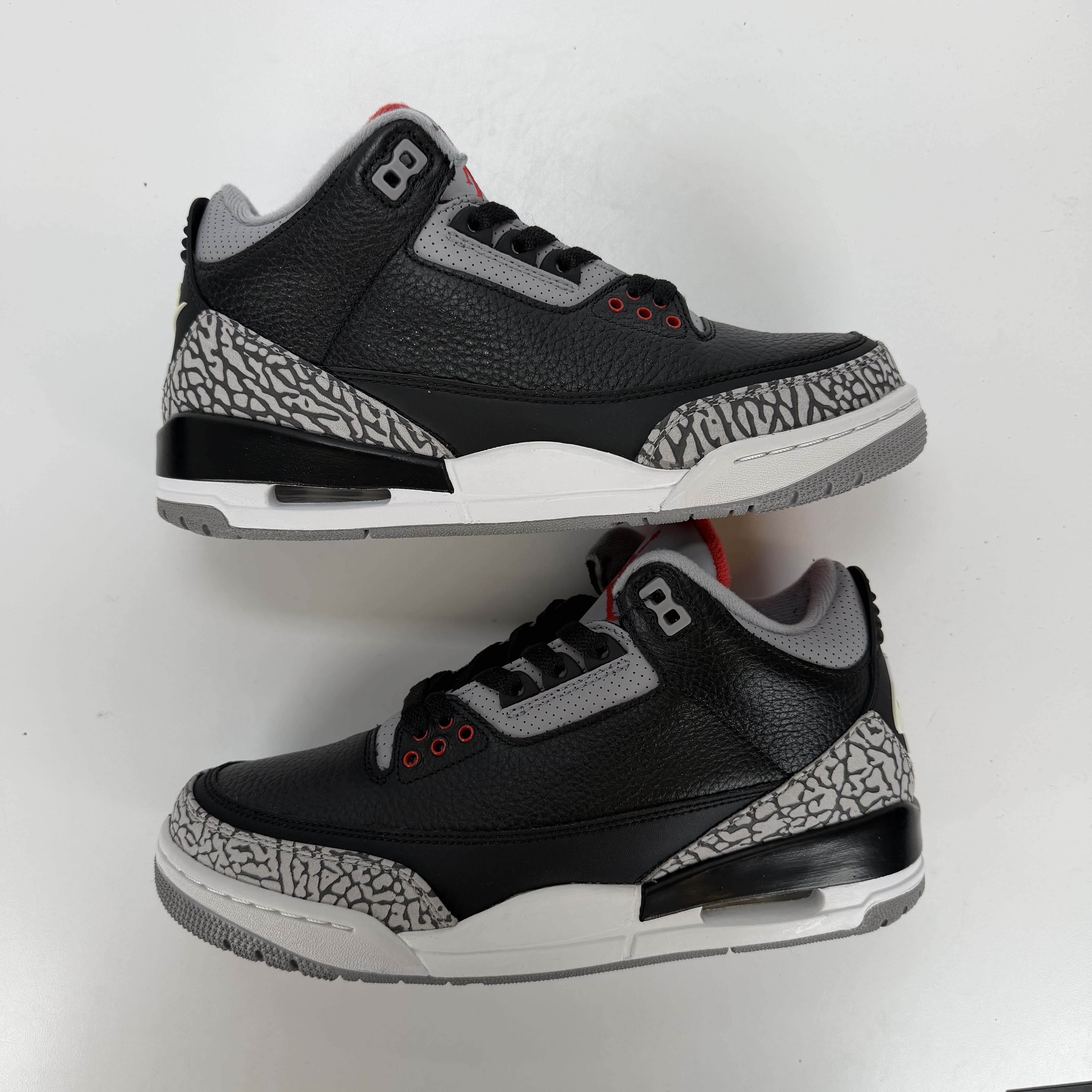 SP4366 Jordan 3 Retro Black Cement (2018)
