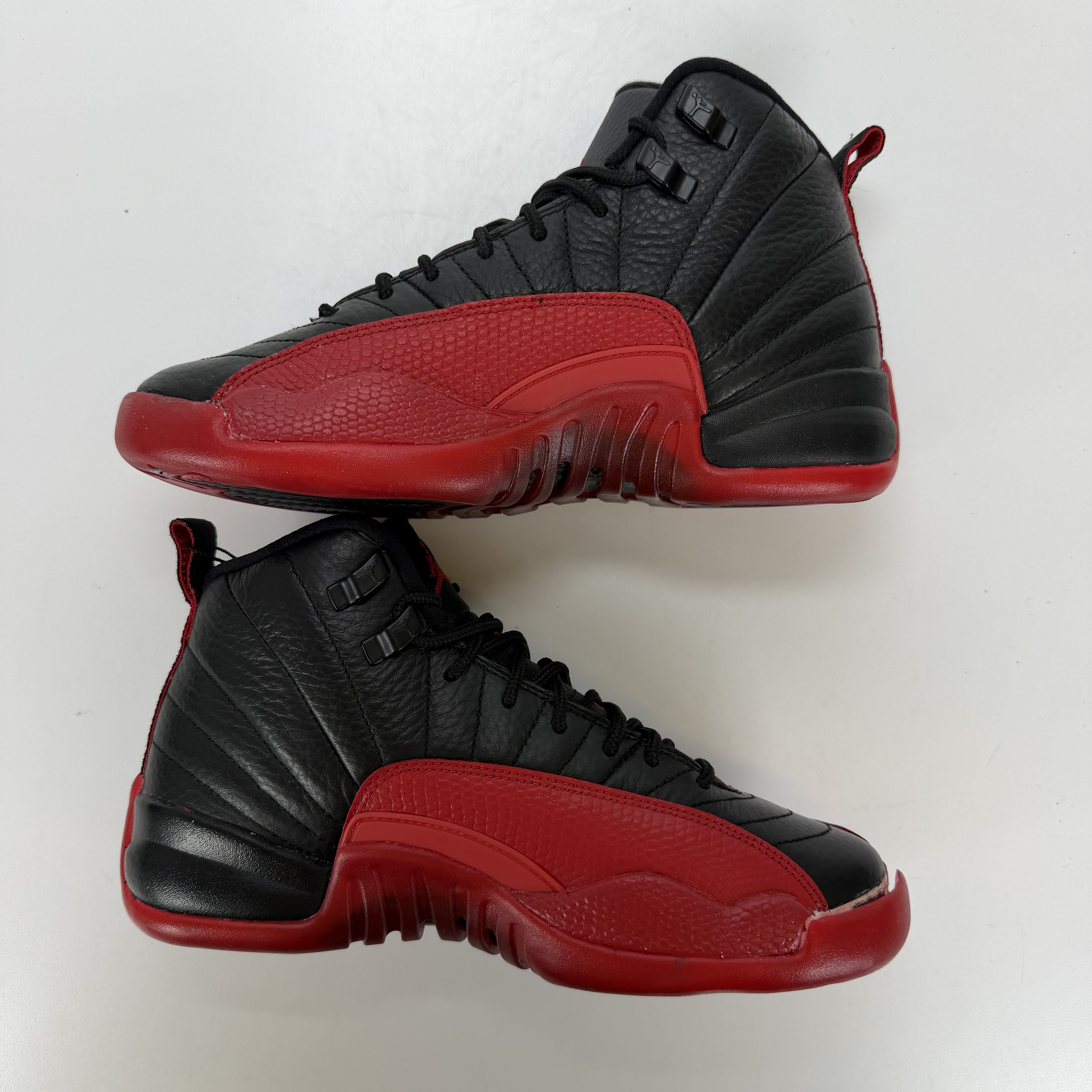 SP2844 Jordan 12 Retro Flu Game (2016) (GS)