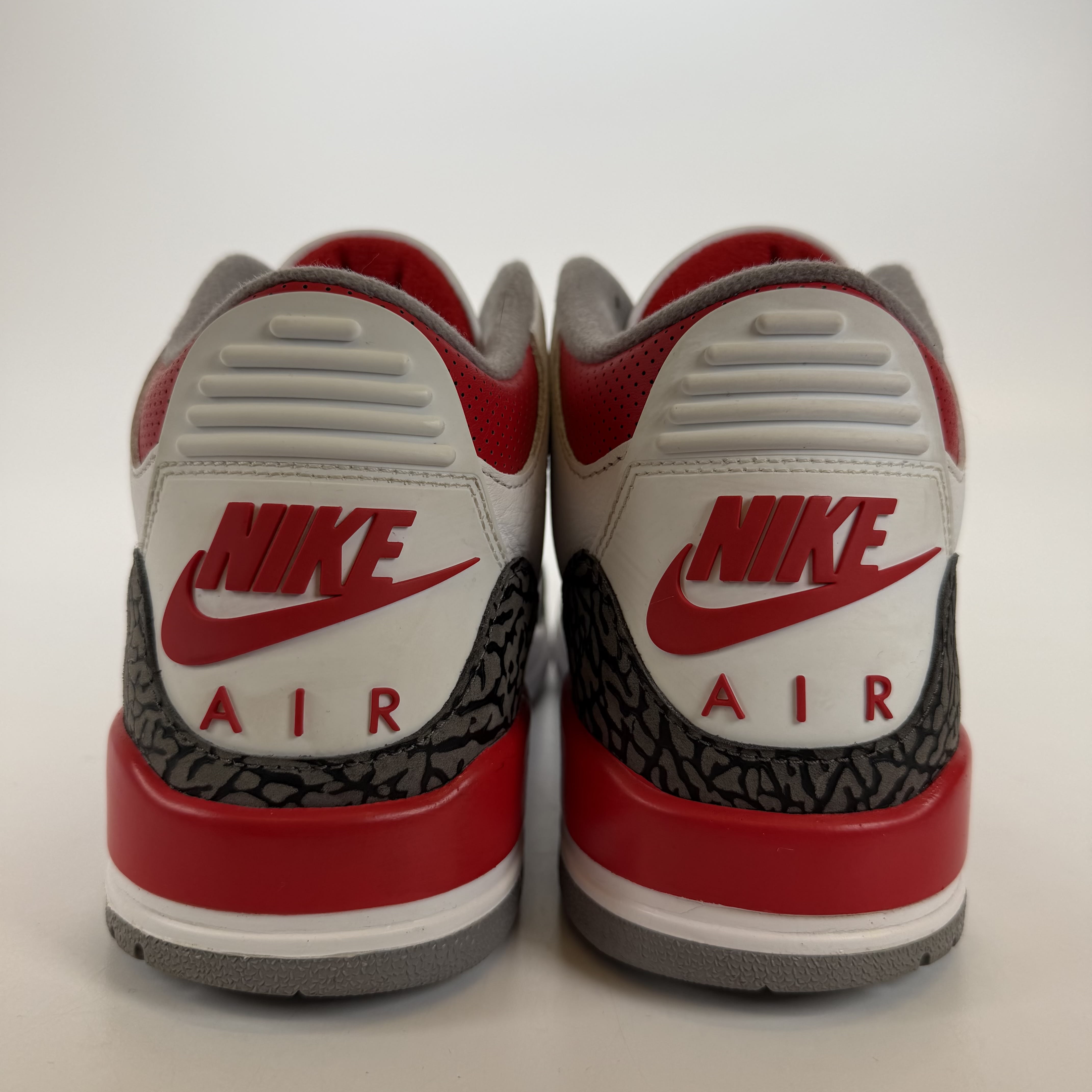 SP3363 Jordan 3 Retro Fire Red (2022)