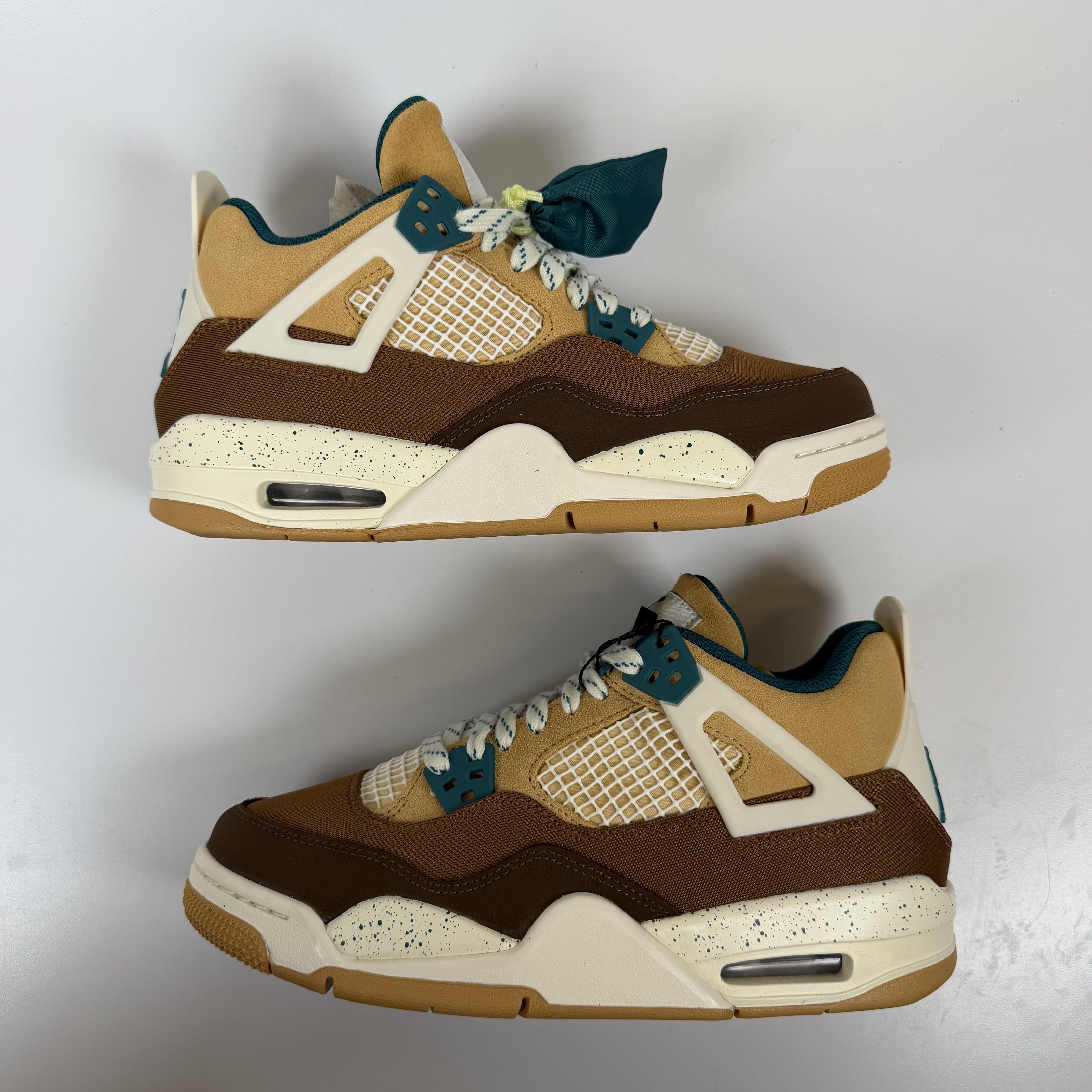 644290 Jordan 4 Retro Cacao Wow (GS)