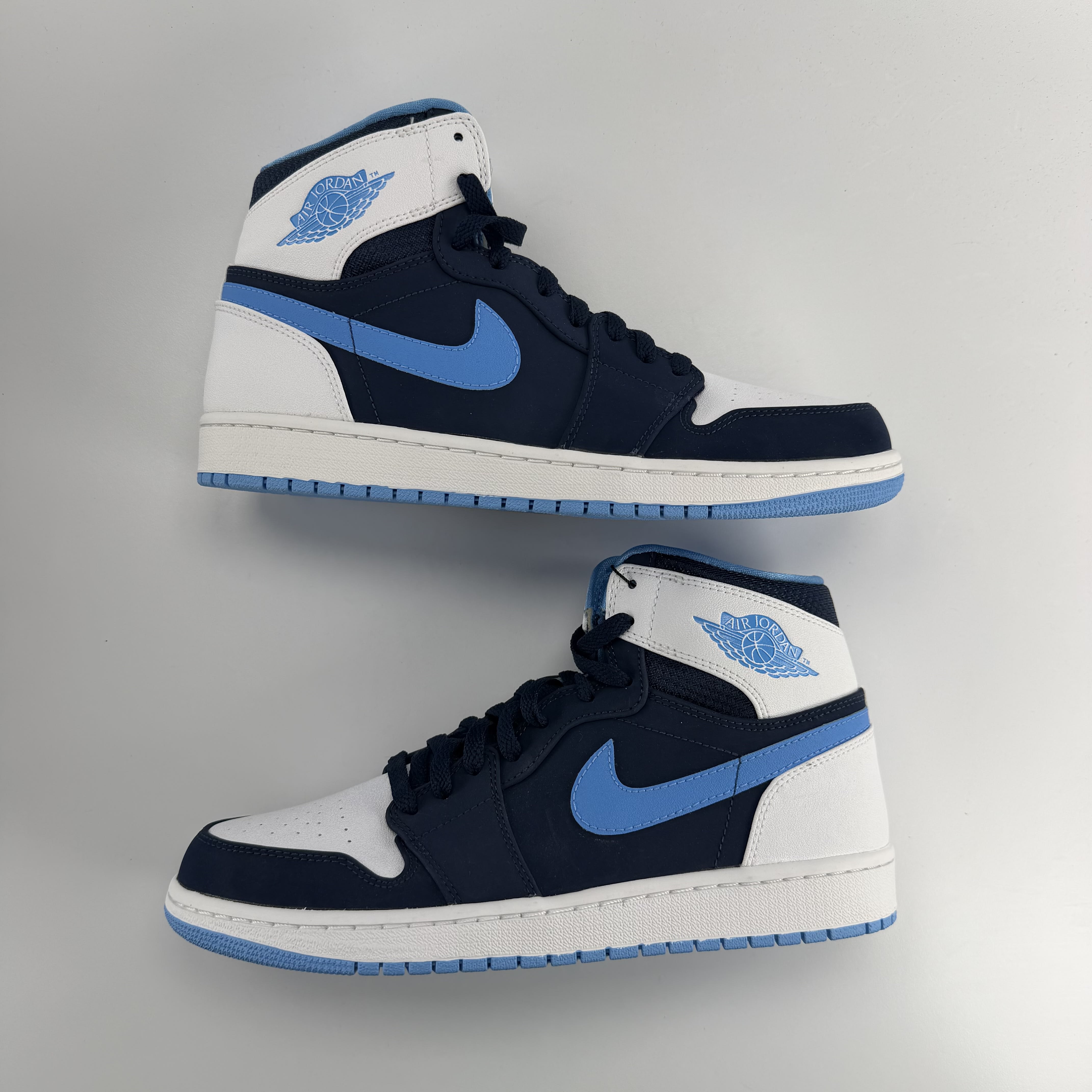 424888 Jordan 1 Retro Chris Paul PE