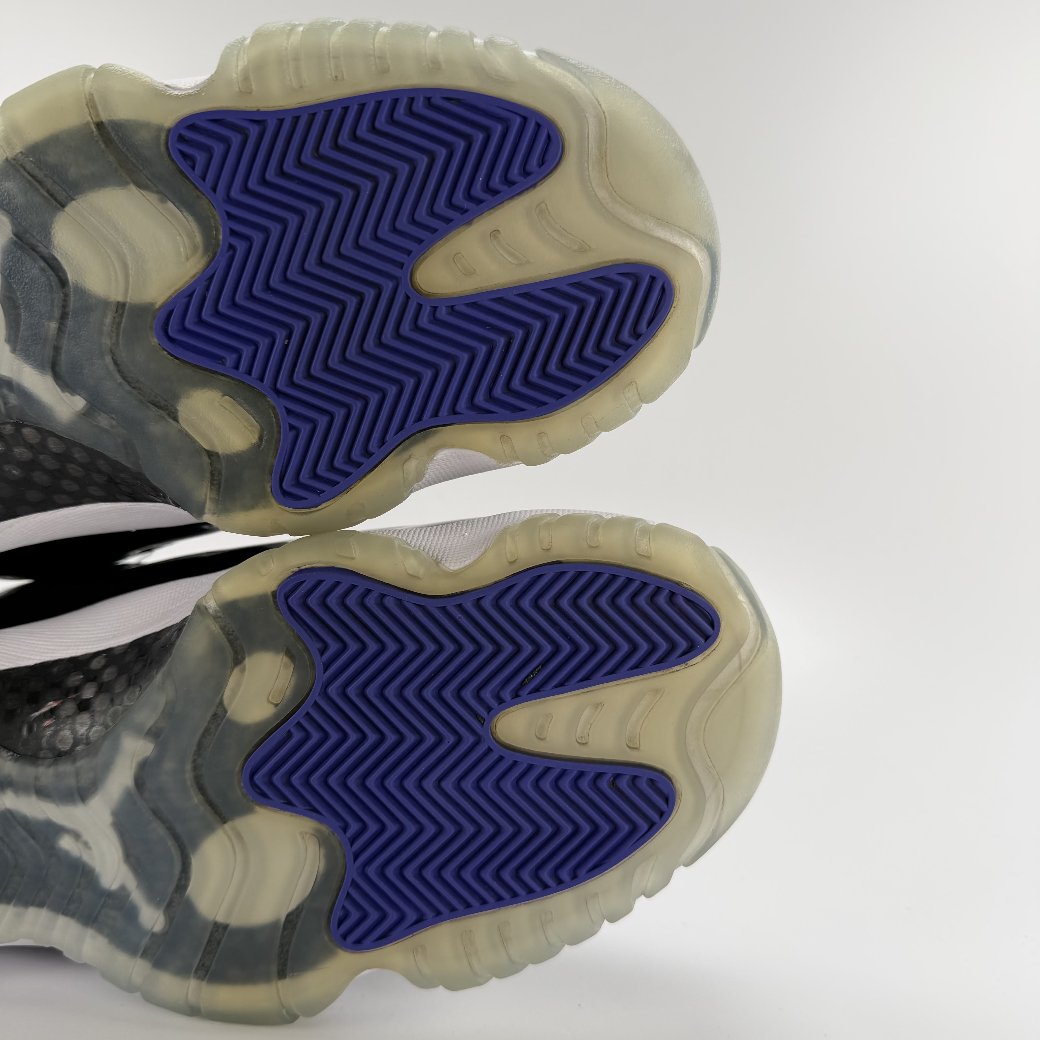 604147 Jordan 11 Retro Concord (2018)