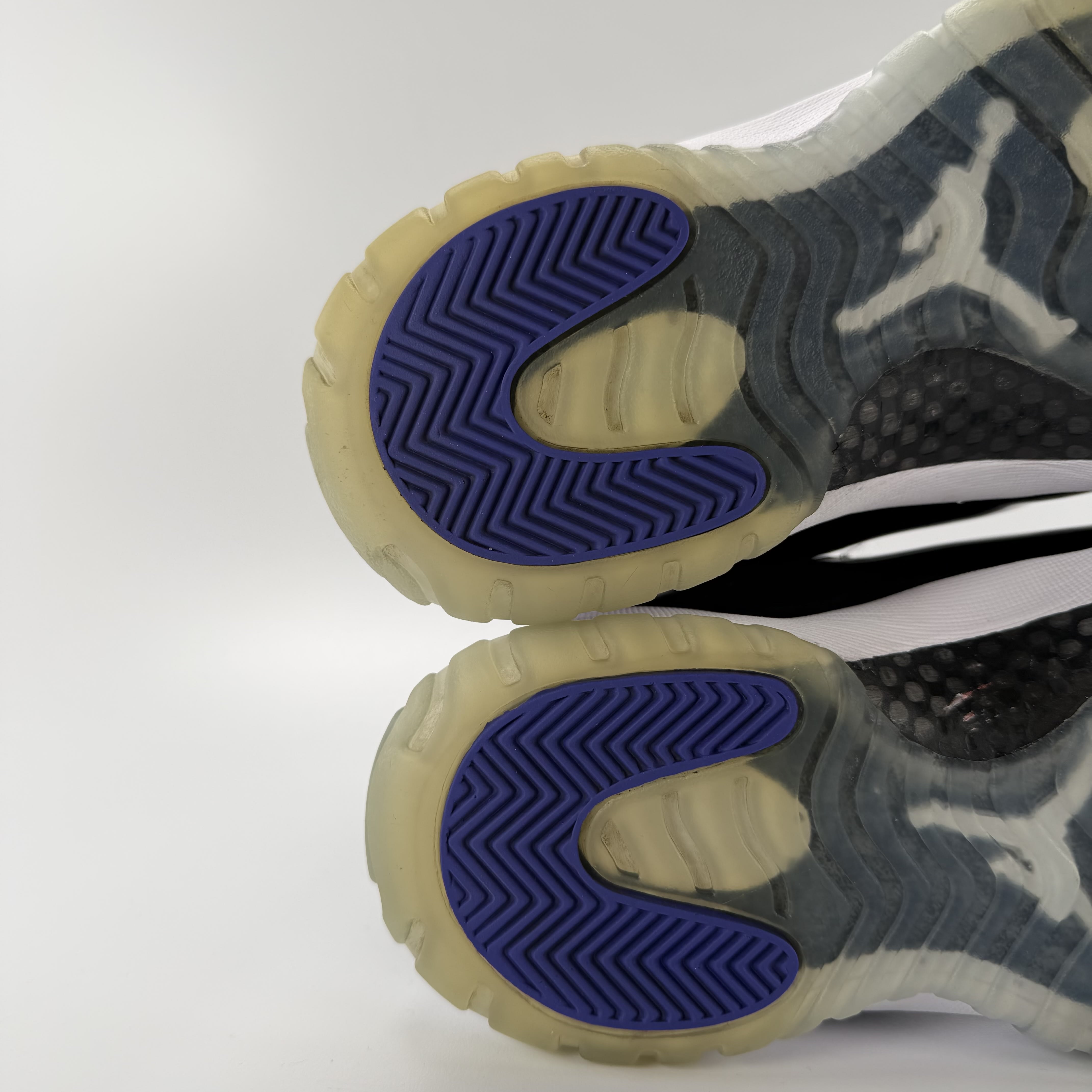 604147 Jordan 11 Retro Concord (2018)