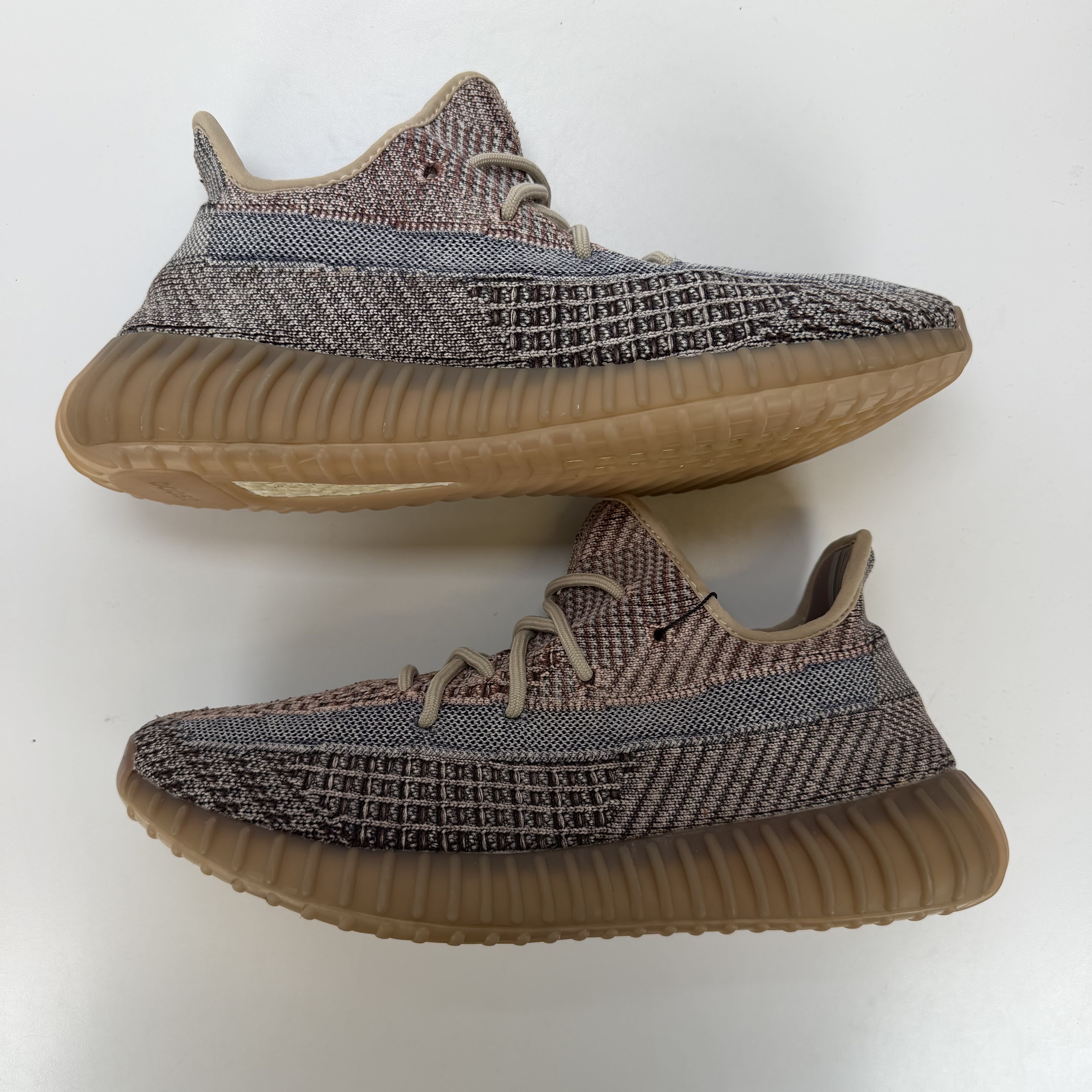 SP4060 adidas Yeezy Boost 350 V2 Fade