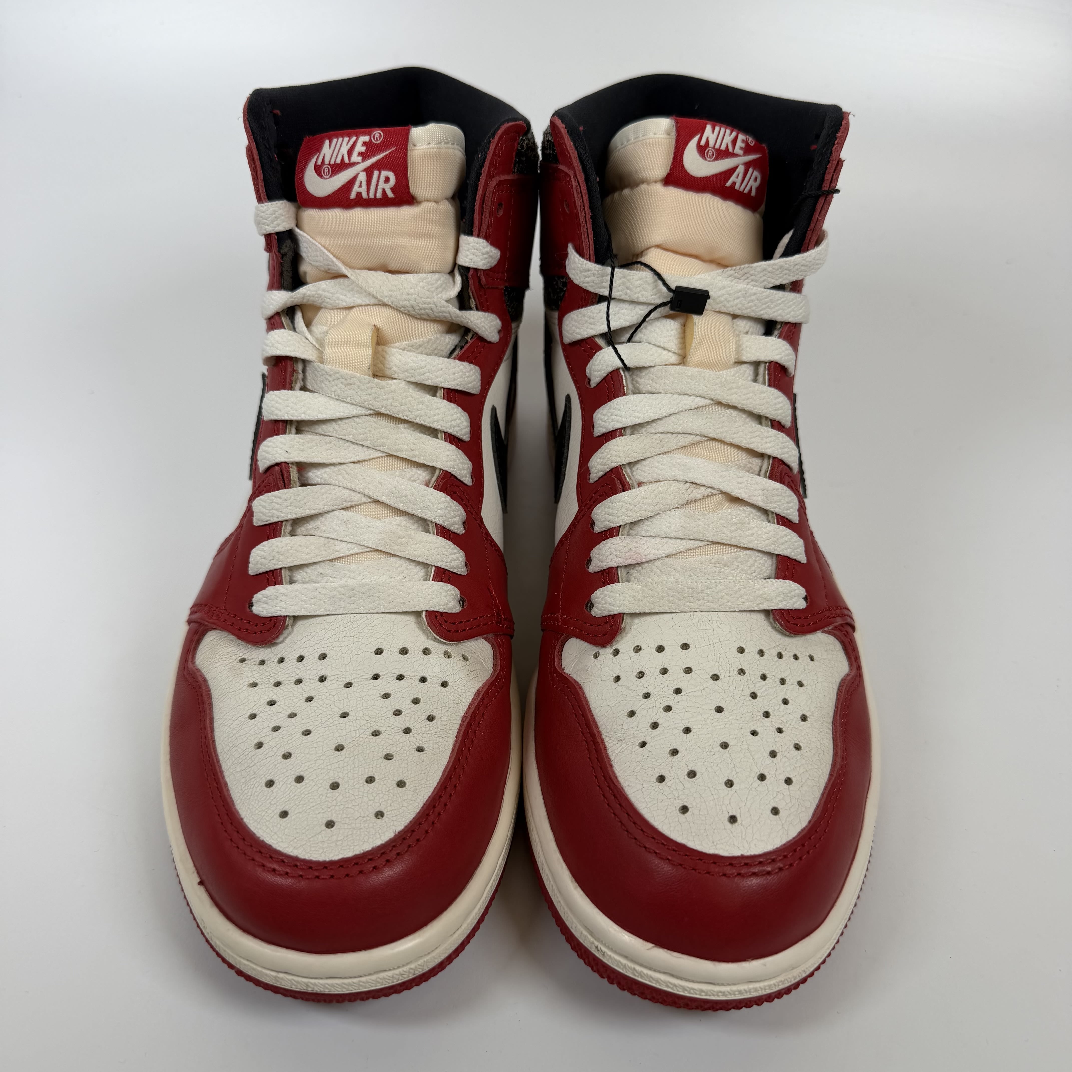 632812 Jordan 1 Retro High OG Chicago Lost and Found