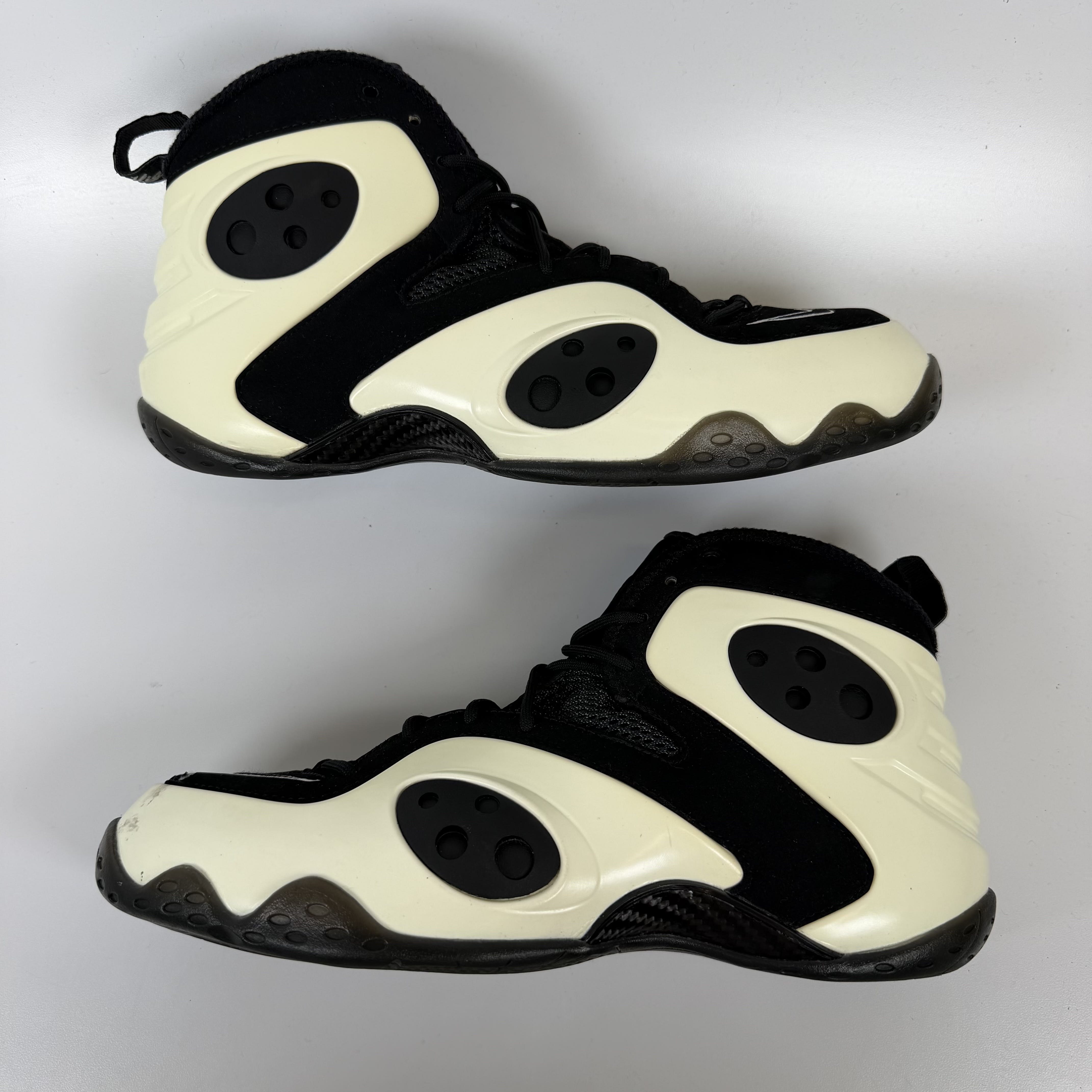 SP6857 Nike Zoom Rookie Glow-In-The-Dark (2018)