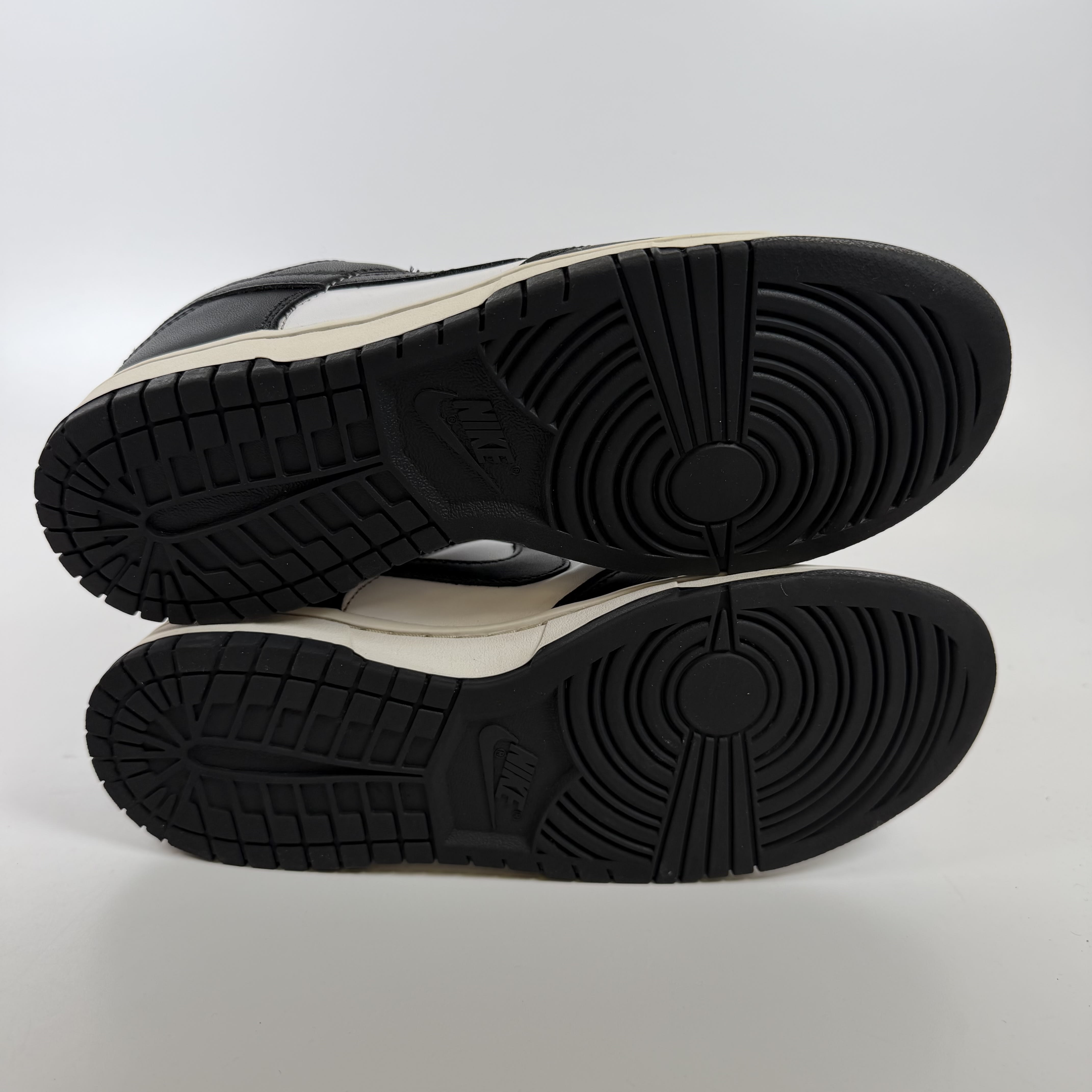 SP7036 Nike Dunk Low Retro White Black Panda