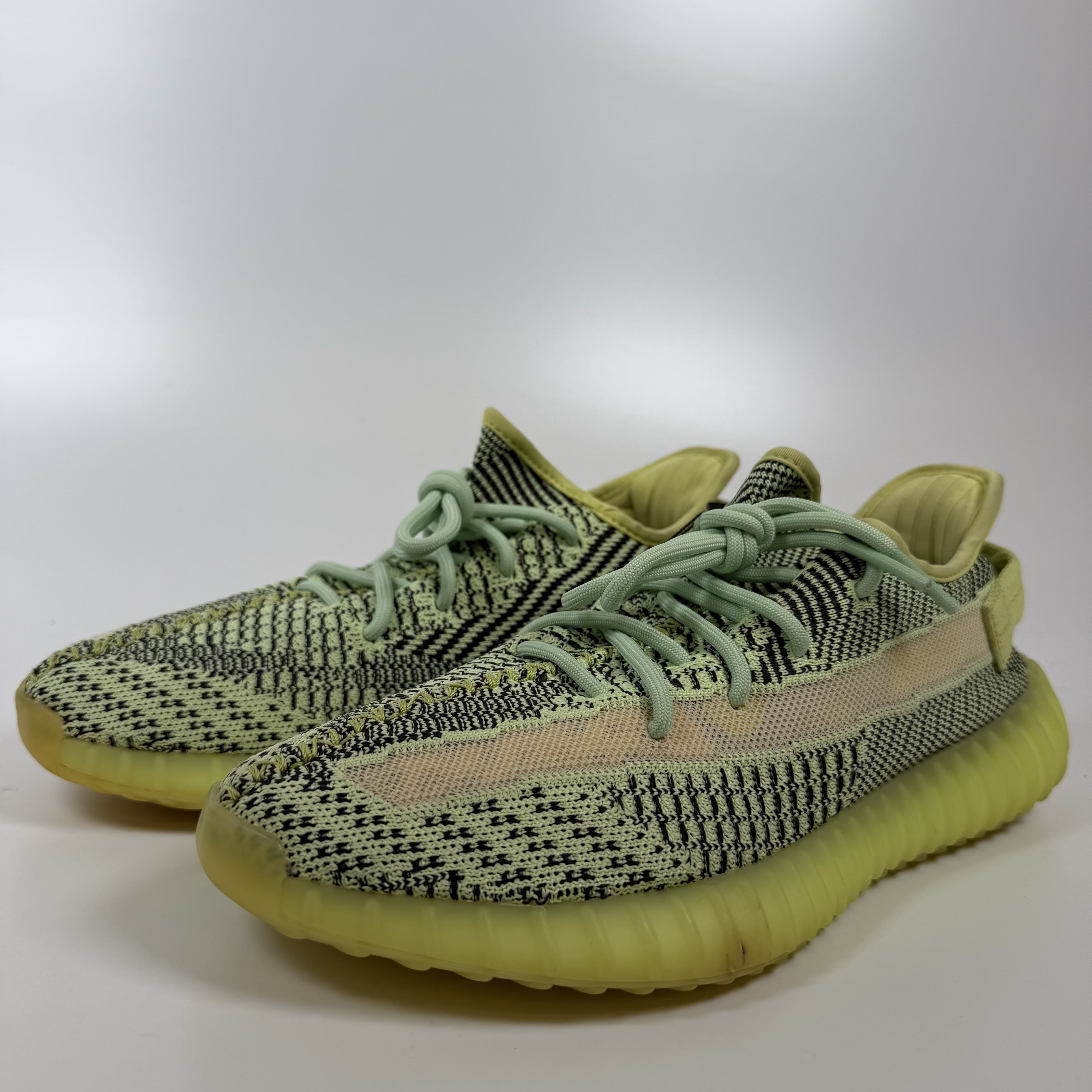 503701 Yeezy Boost 350 V2 'Yeezreel Non-Reflective'