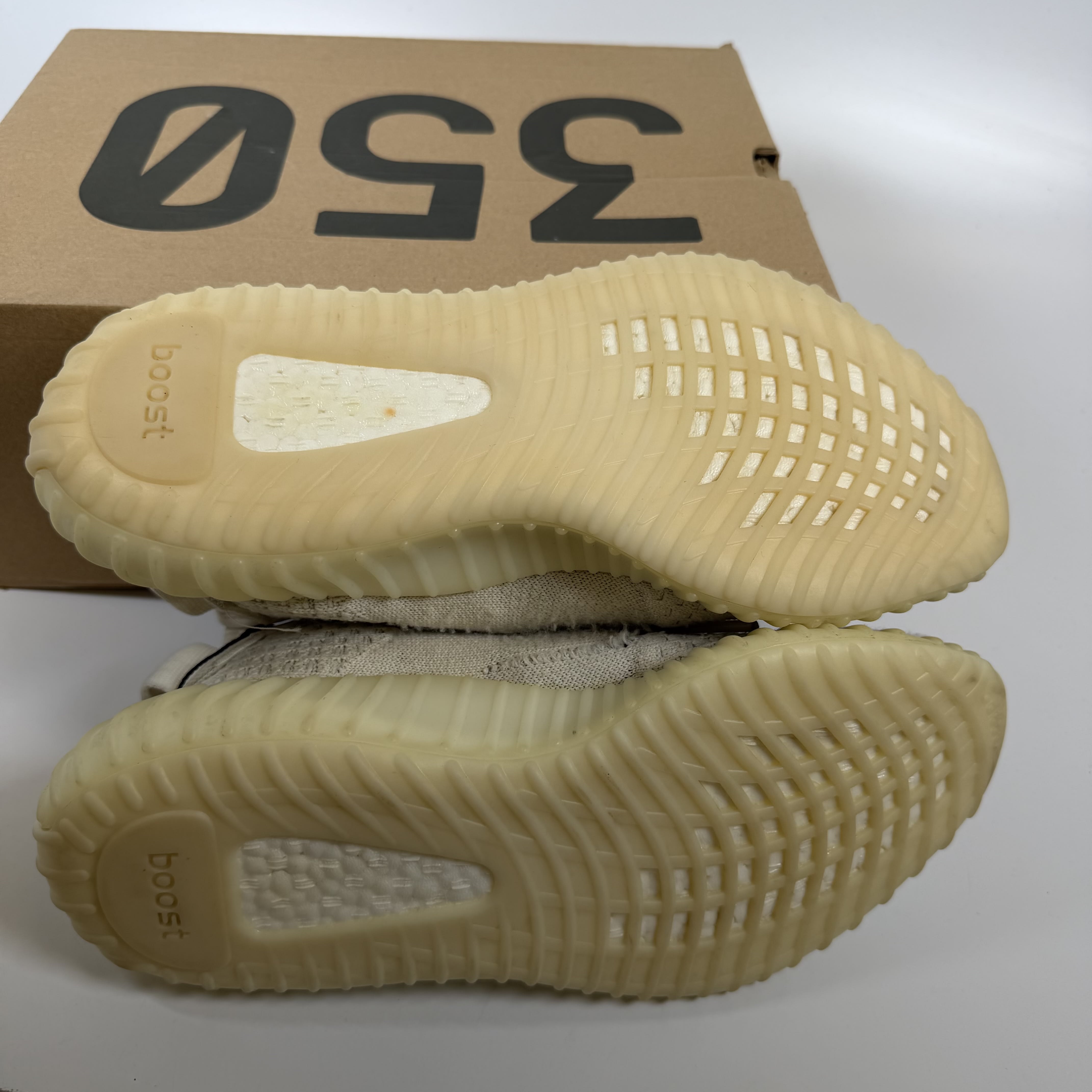 794759 adidas Yeezy Boost 350 V2 Bone