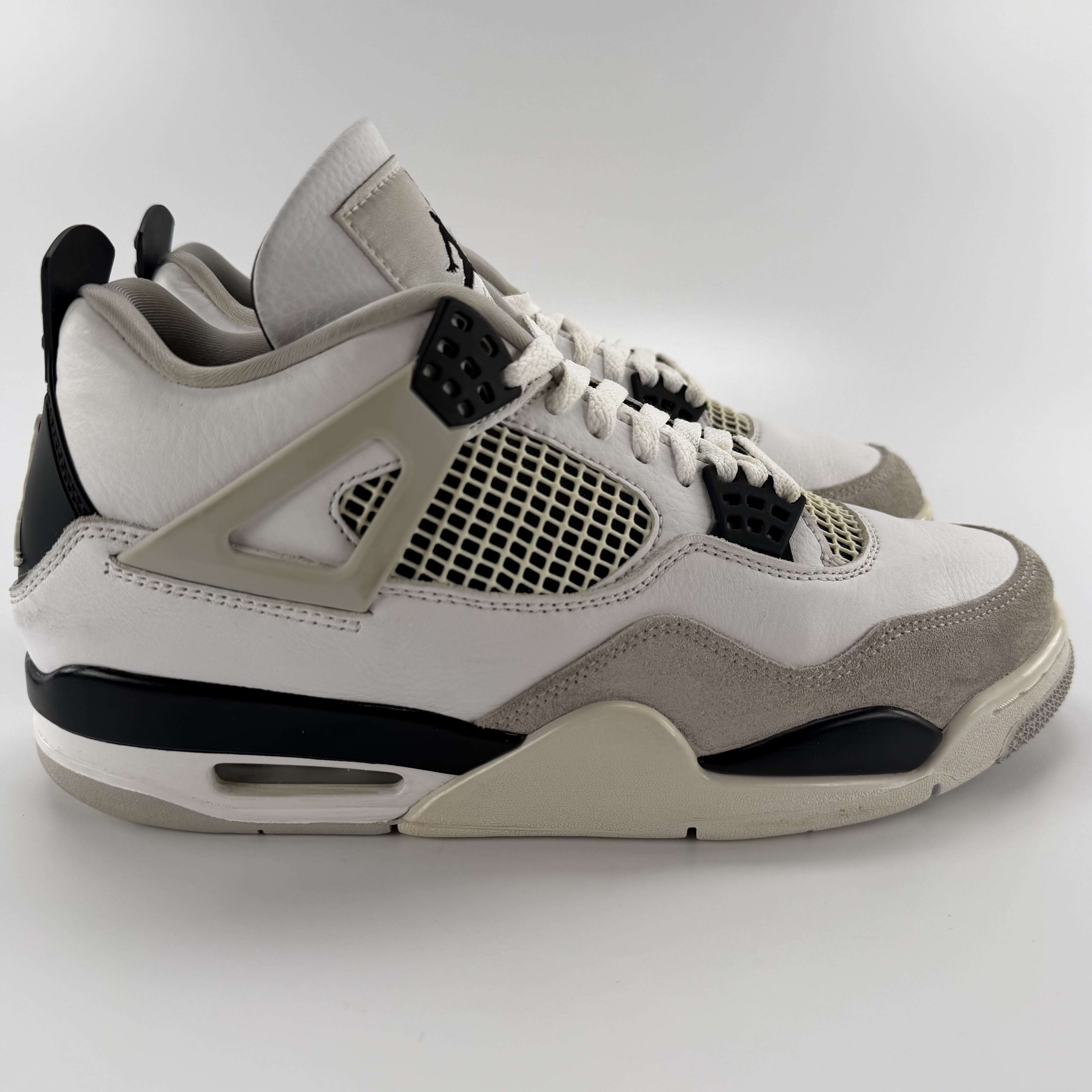 391990 Jordan 4 Retro Military Black