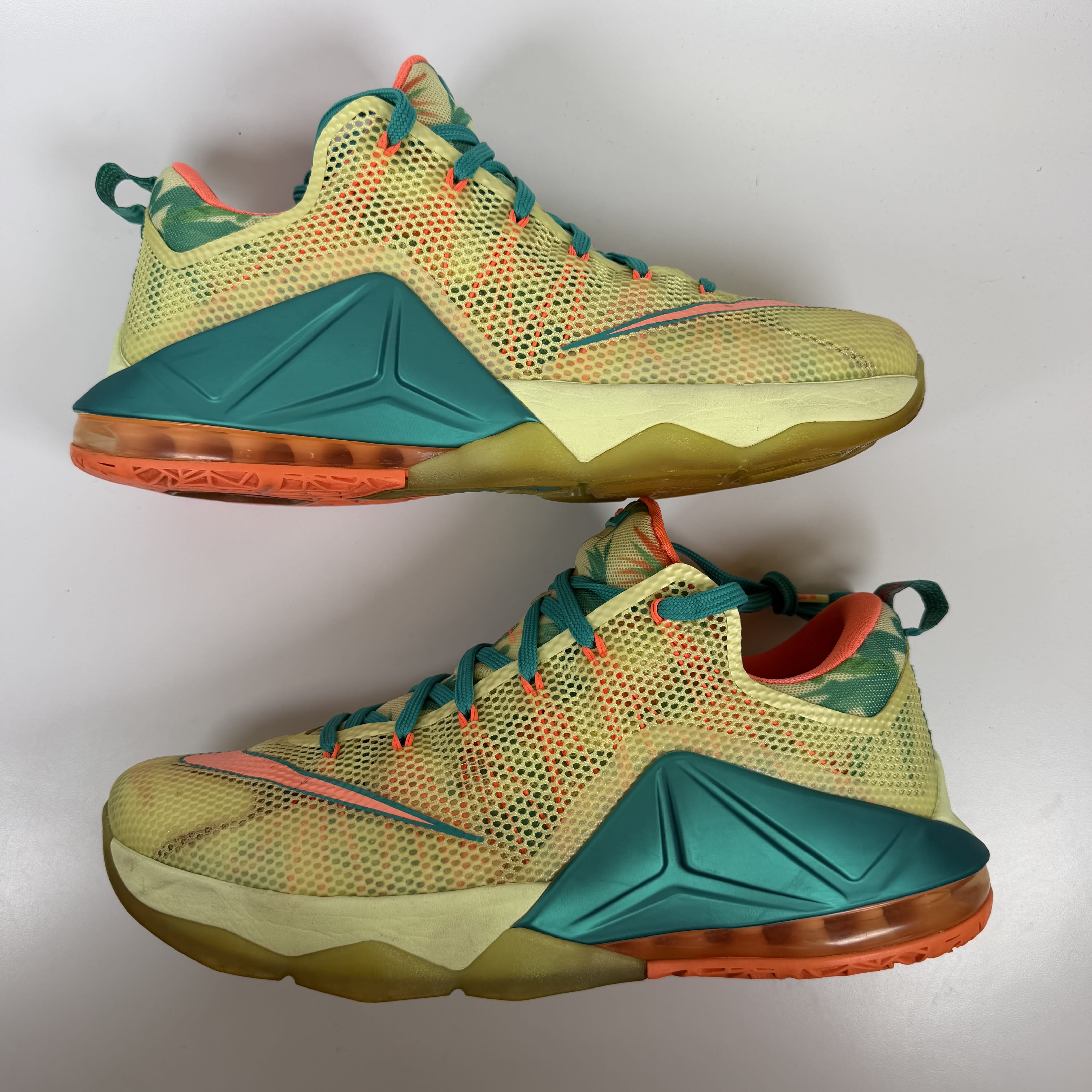 SP6046 Nike LeBron 12 Low PRM EP LeBronold Palmer