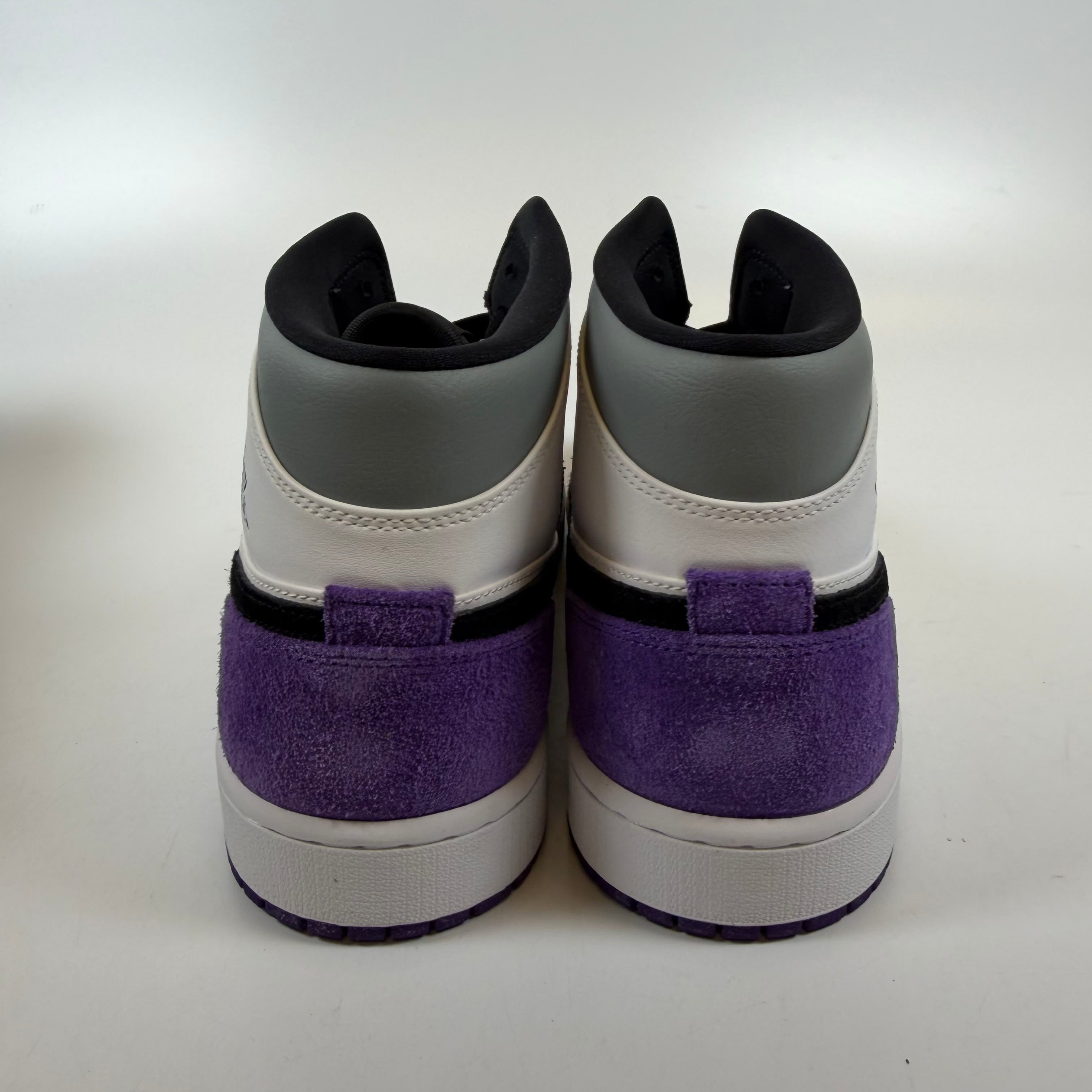 787760 Air Jordan 1 Mid SE 'Varsity Purple'