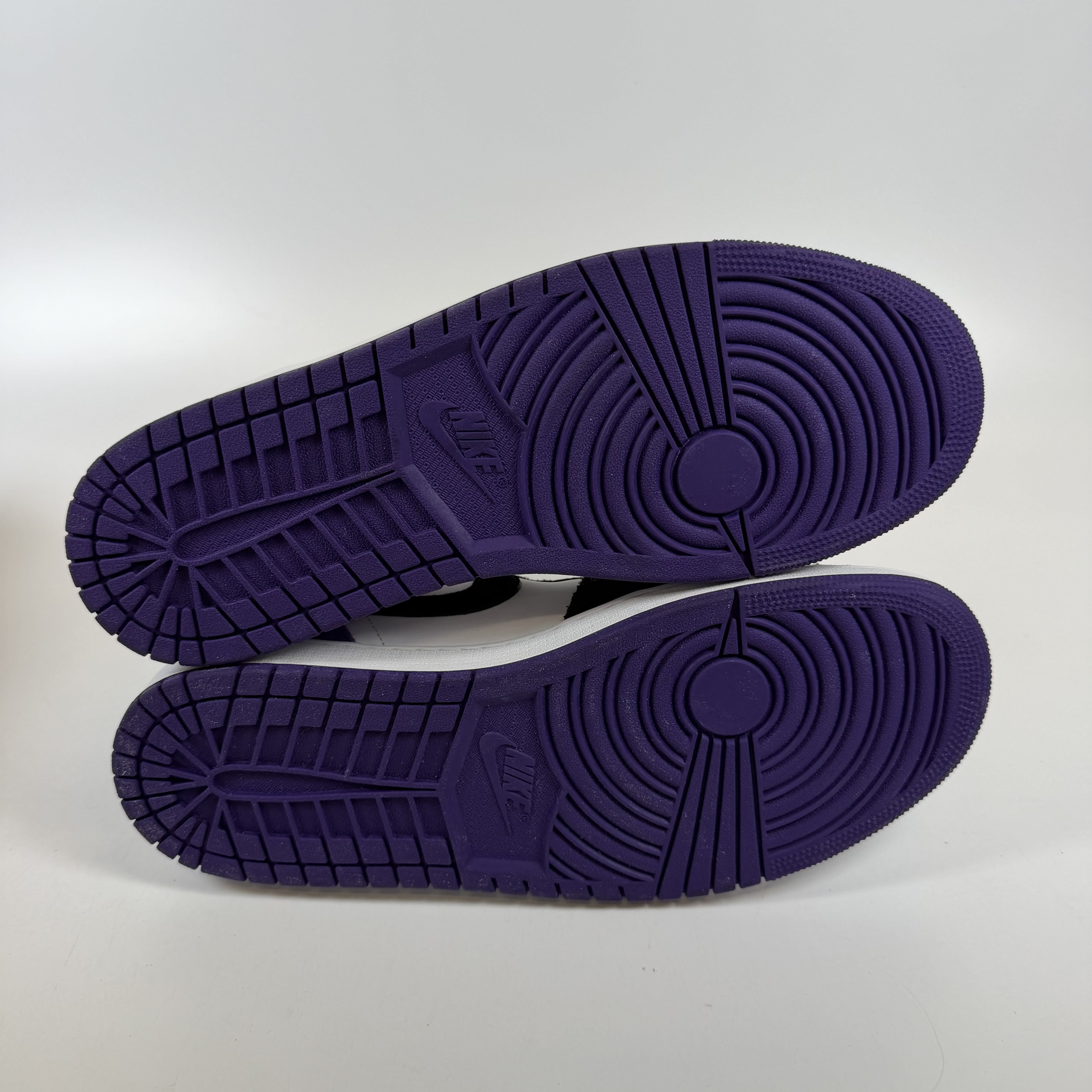 787760 Air Jordan 1 Mid SE 'Varsity Purple'